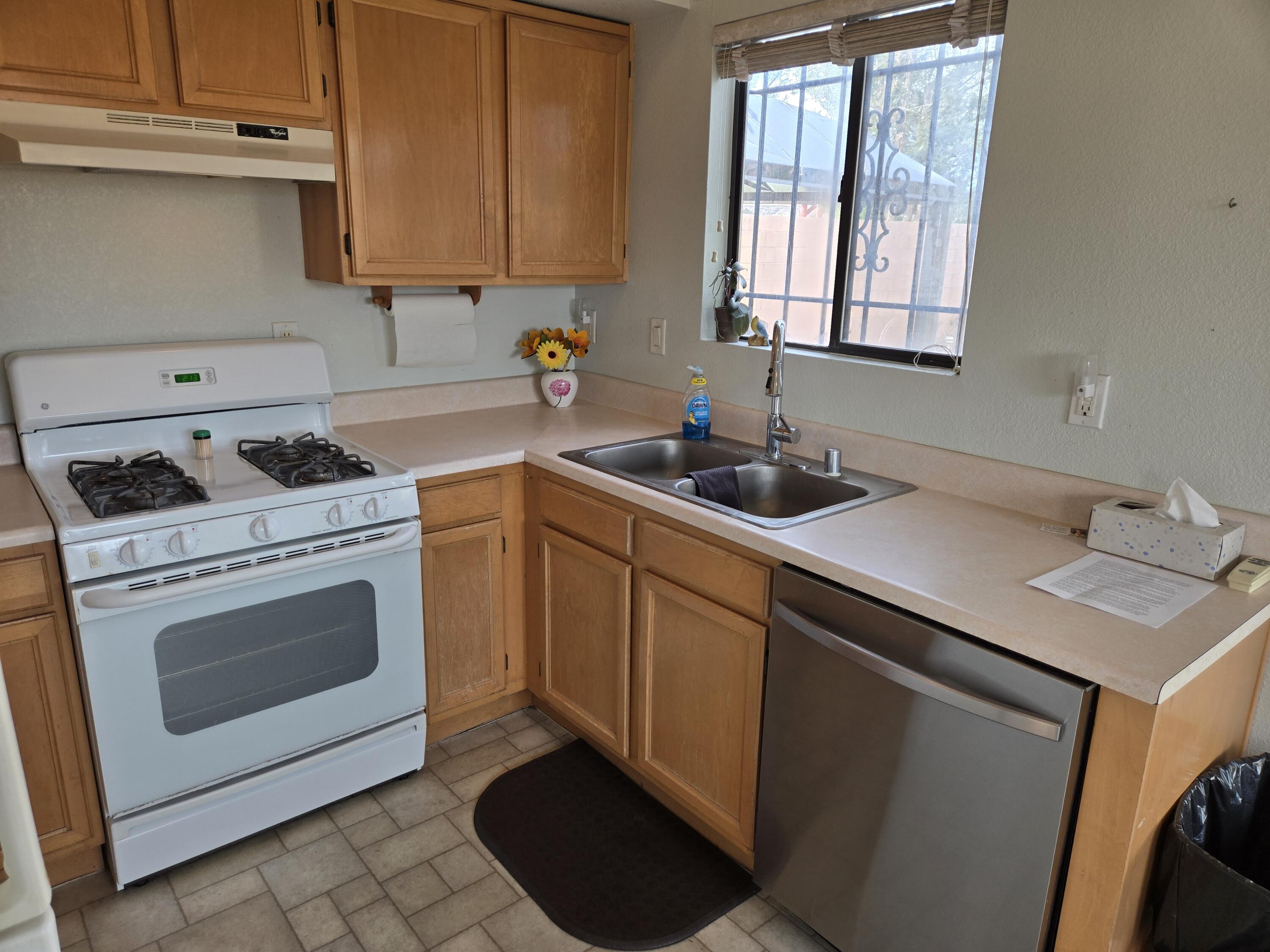 7335 Oro Viejo NW
