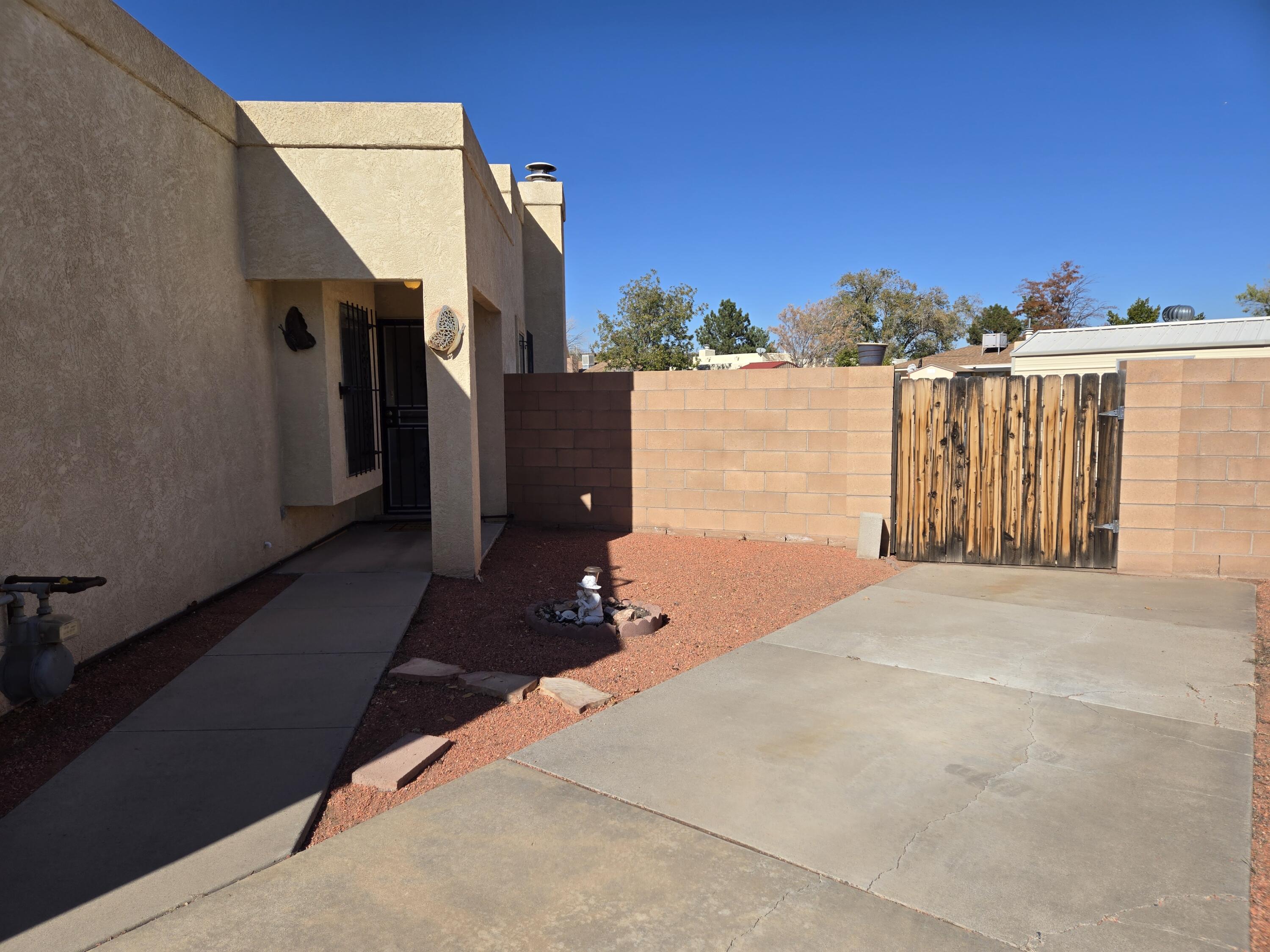 7335 Oro Viejo NW