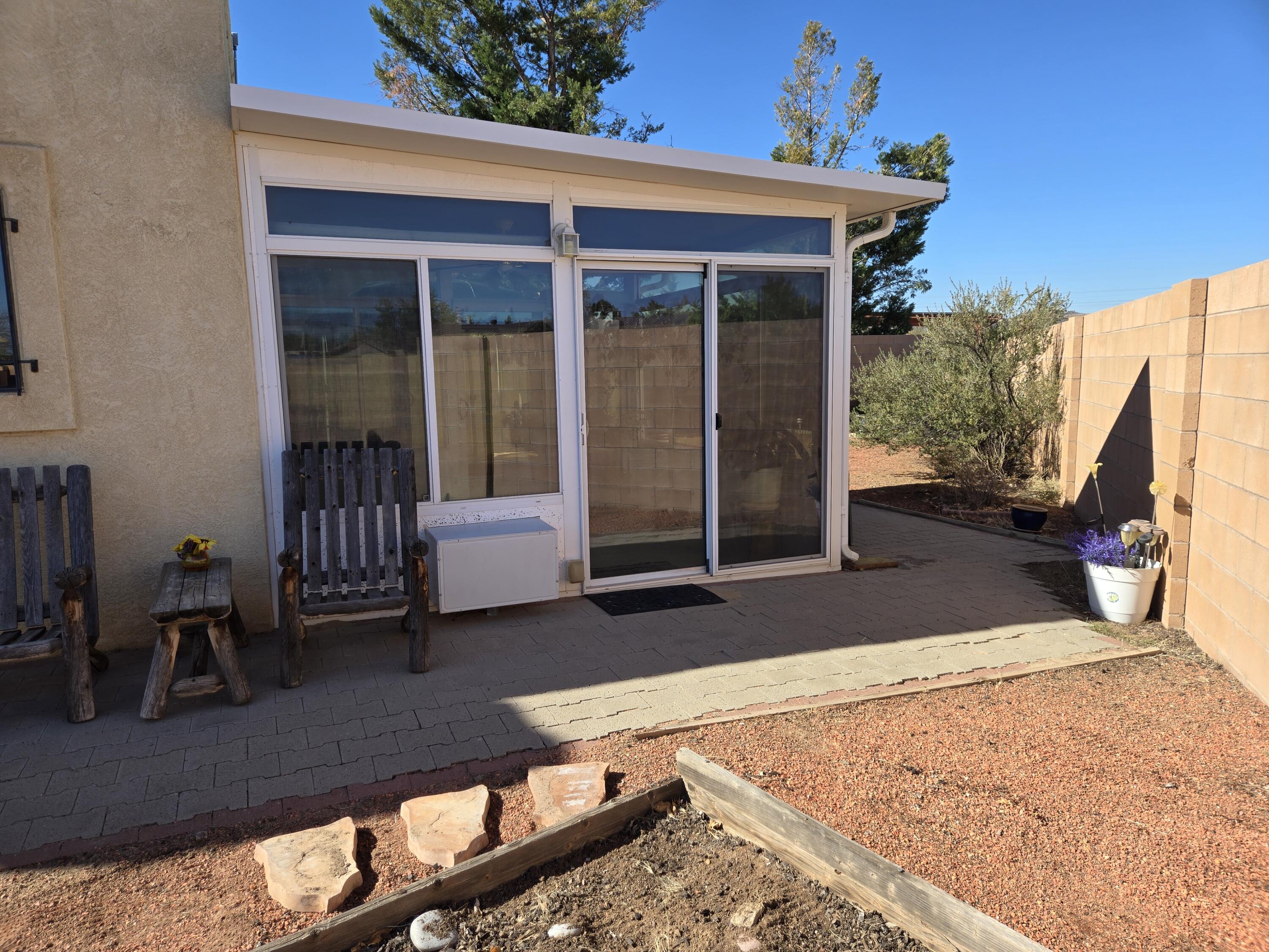 7335 Oro Viejo NW