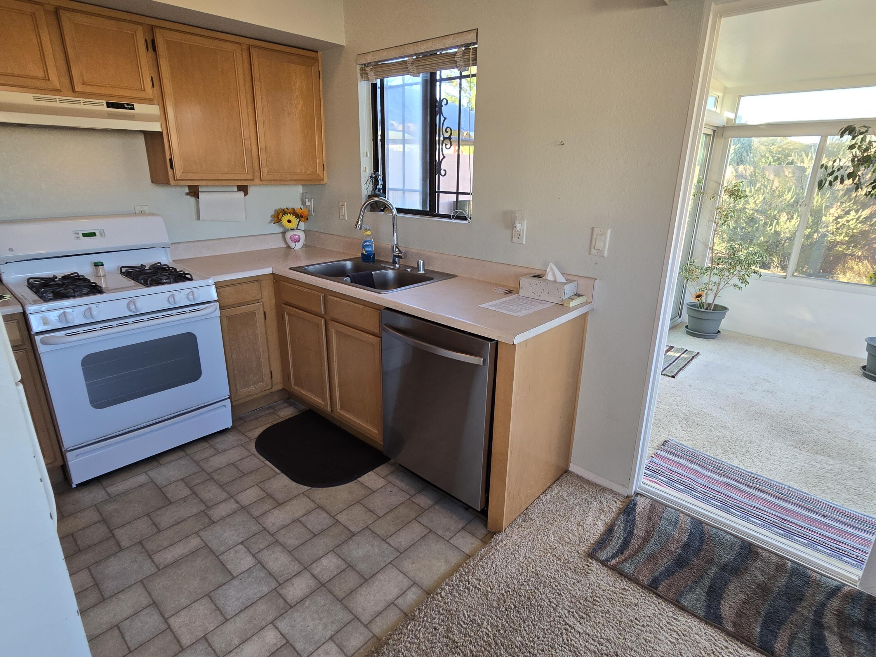 7335 Oro Viejo NW