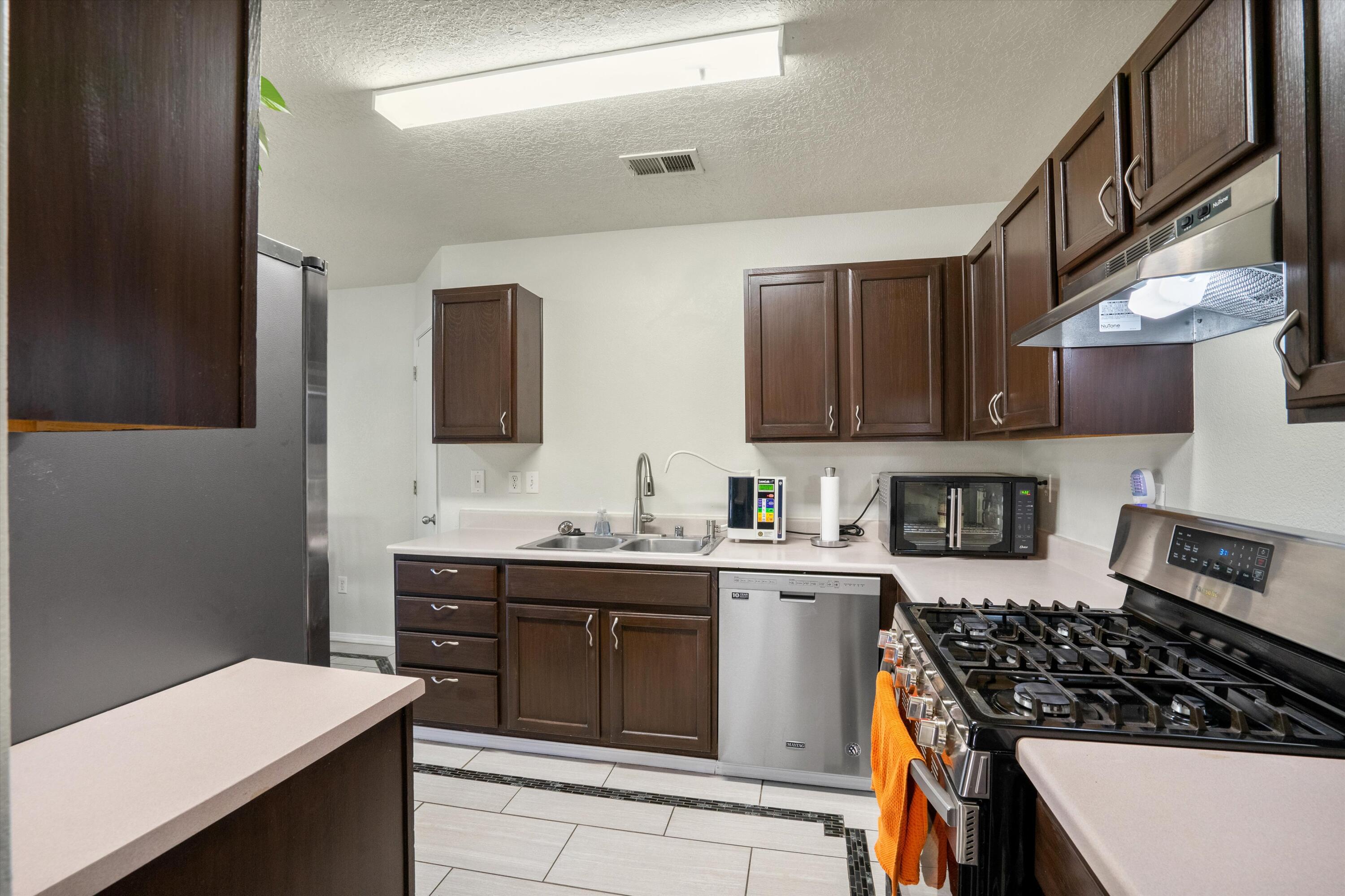 11601 MEDICINE BOW Place SE
