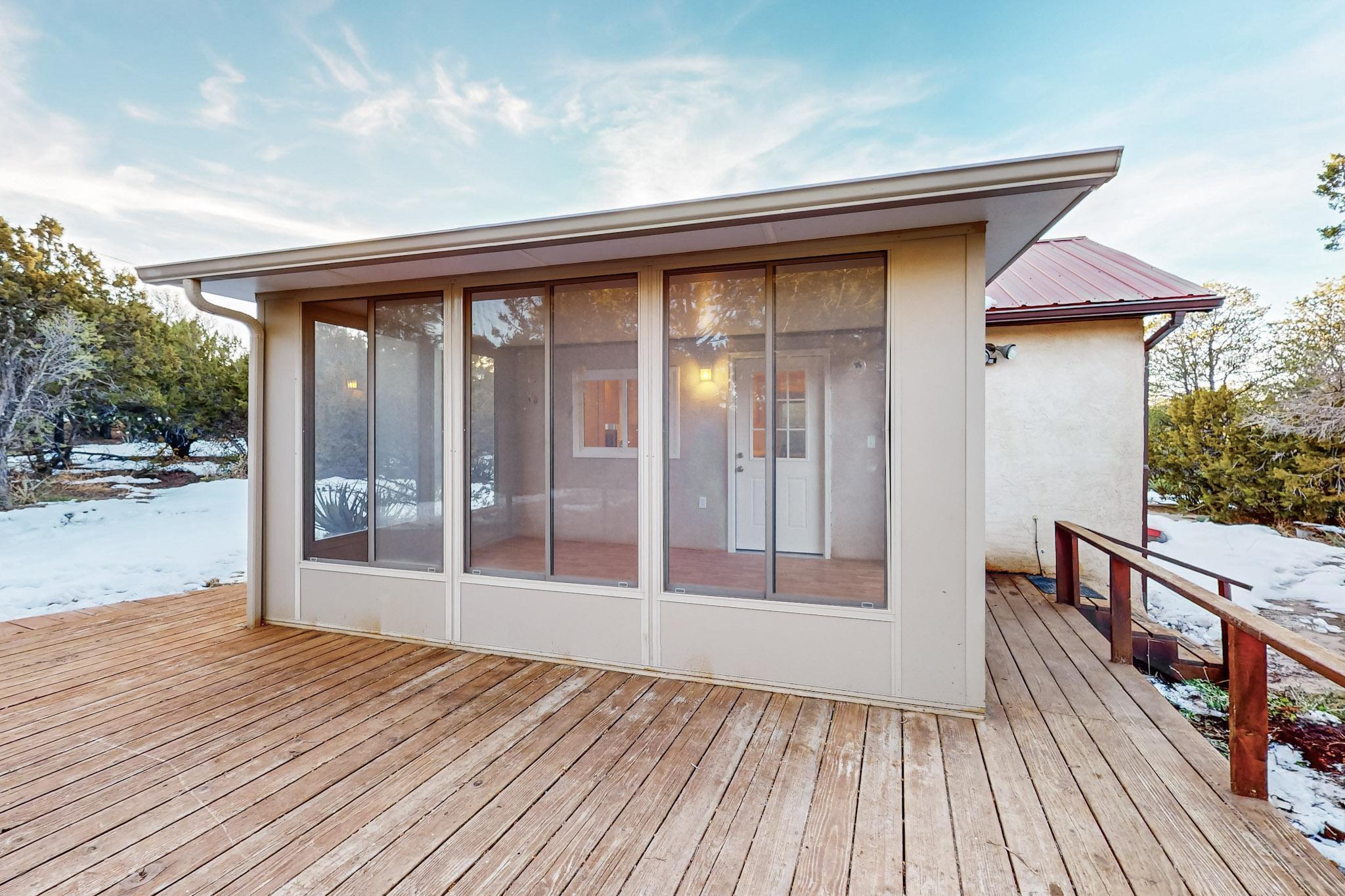 11 Lucas Road