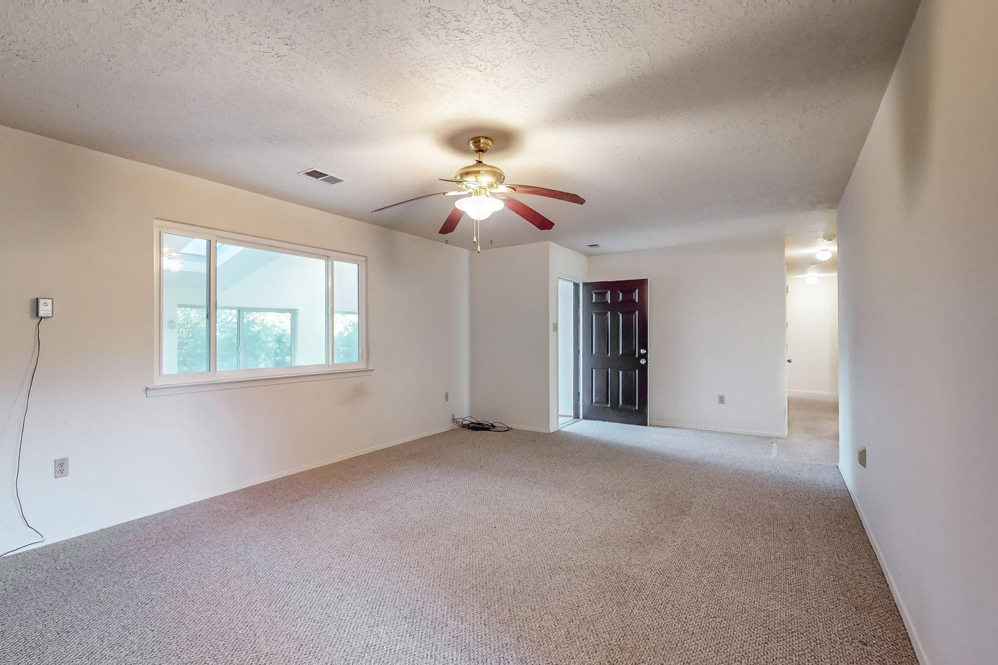 11 Lucas Road