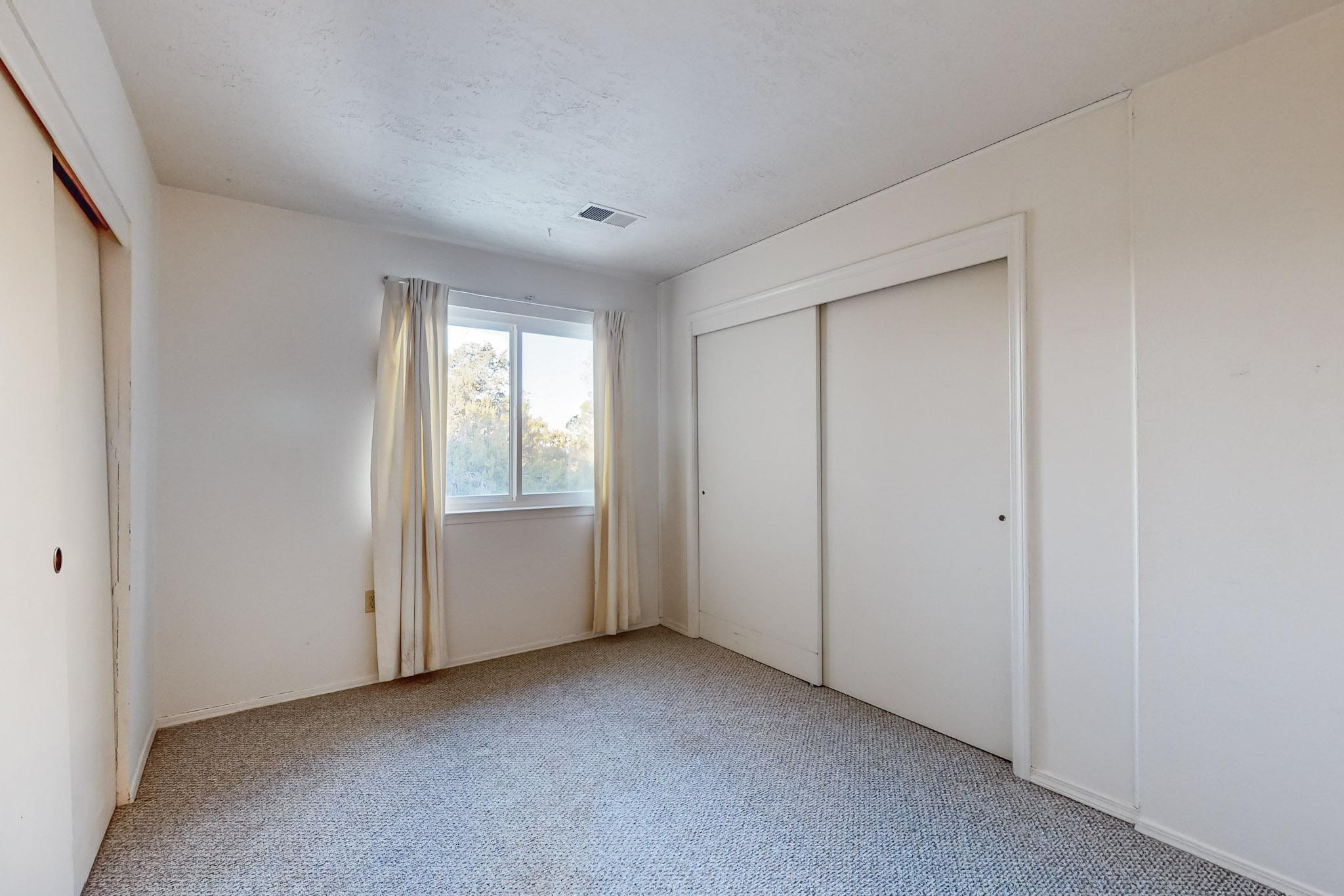 11 Lucas Road