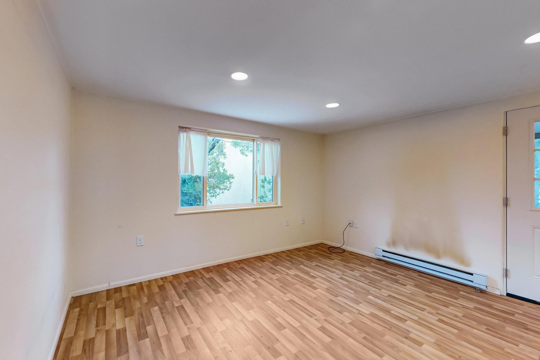 11 Lucas Road