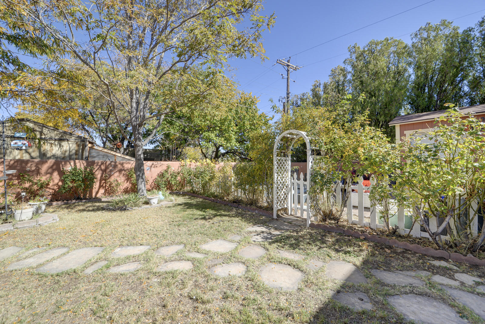 1720 ROSS Place SE