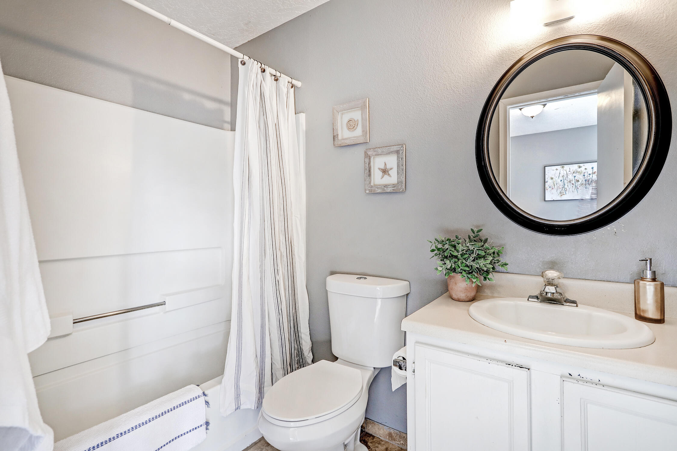 7909 APRIL FLOWER Road SW