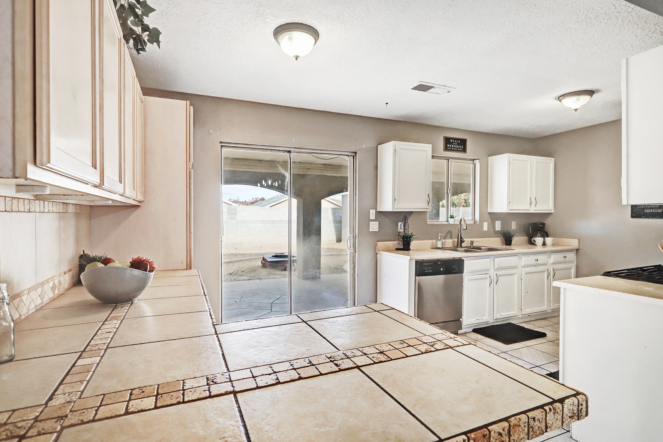 7909 APRIL FLOWER Road SW