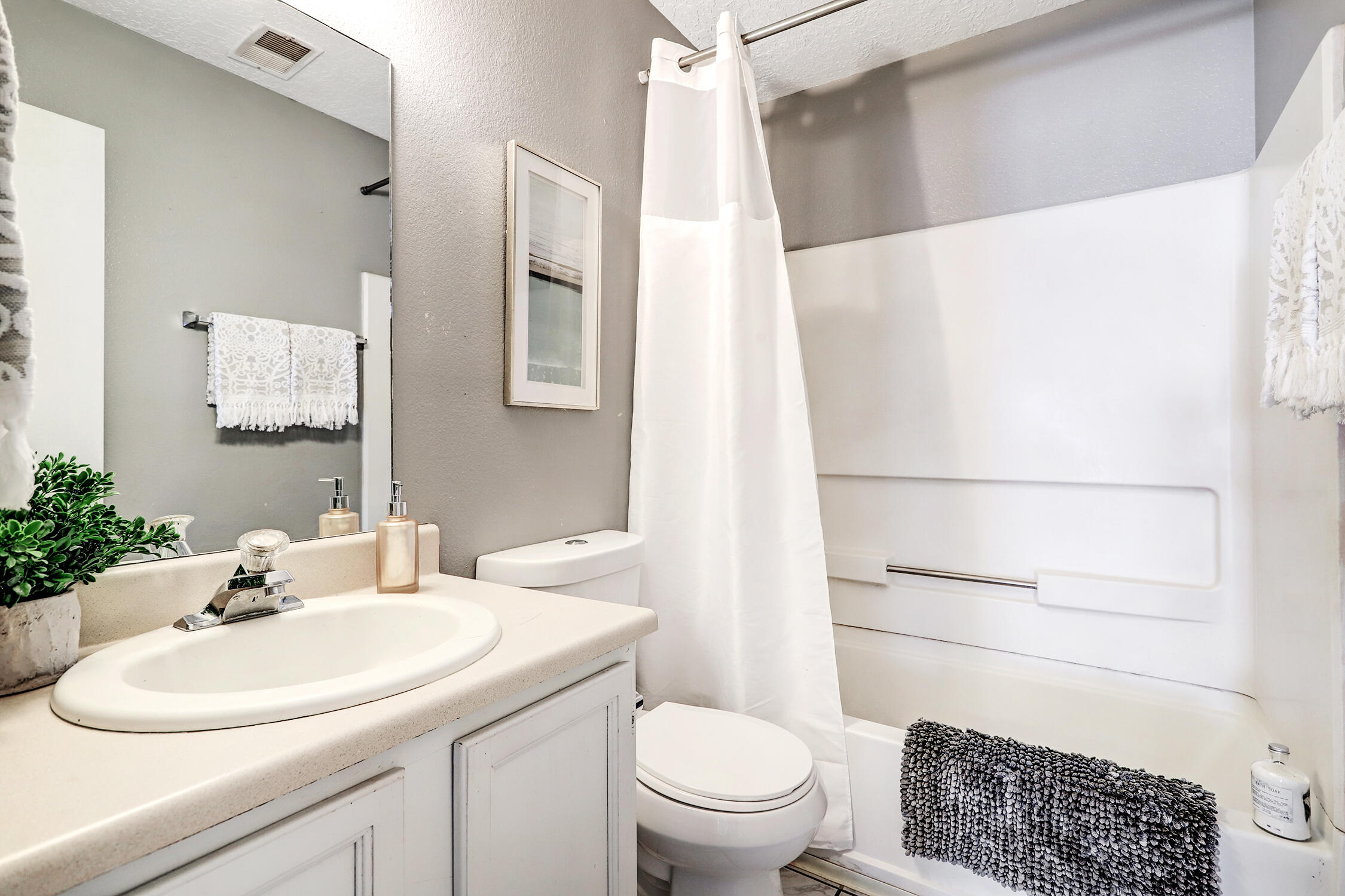 7909 APRIL FLOWER Road SW