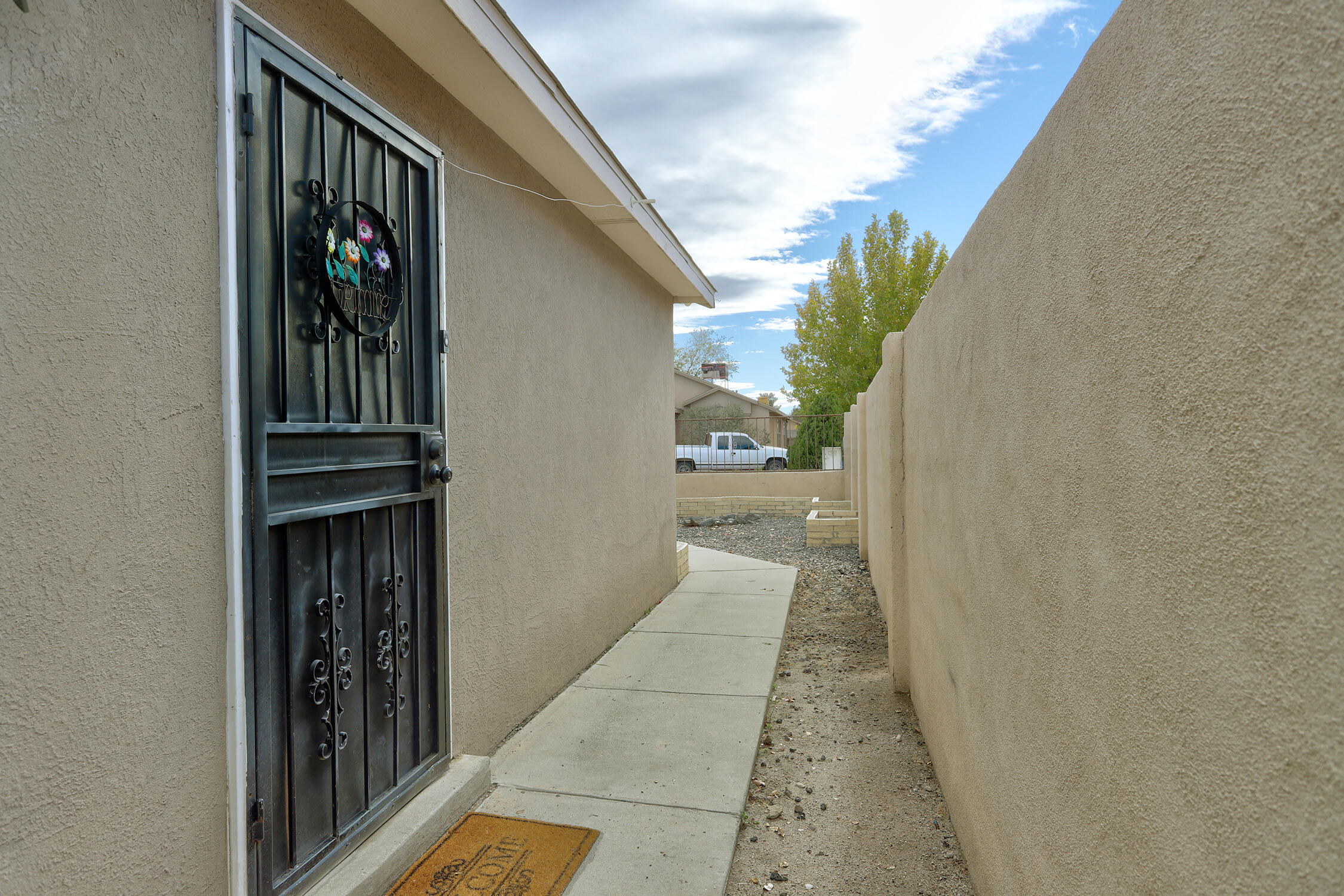 7909 APRIL FLOWER Road SW