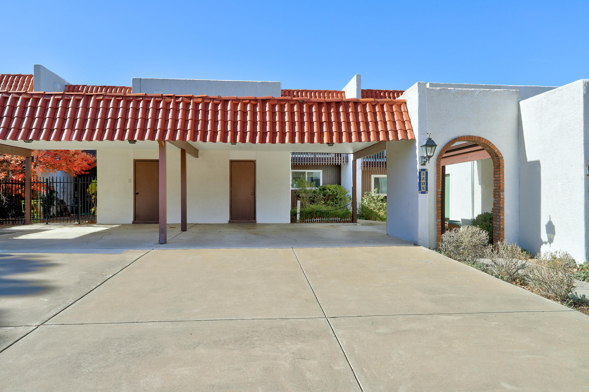 1205 Bernalillo Place