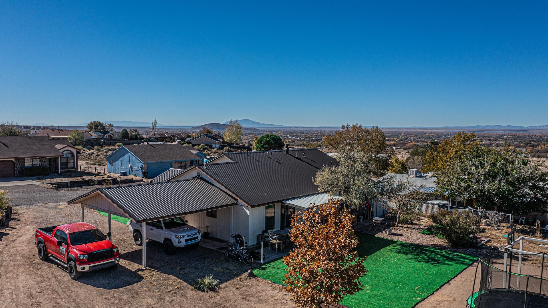 3 SPARLING Court