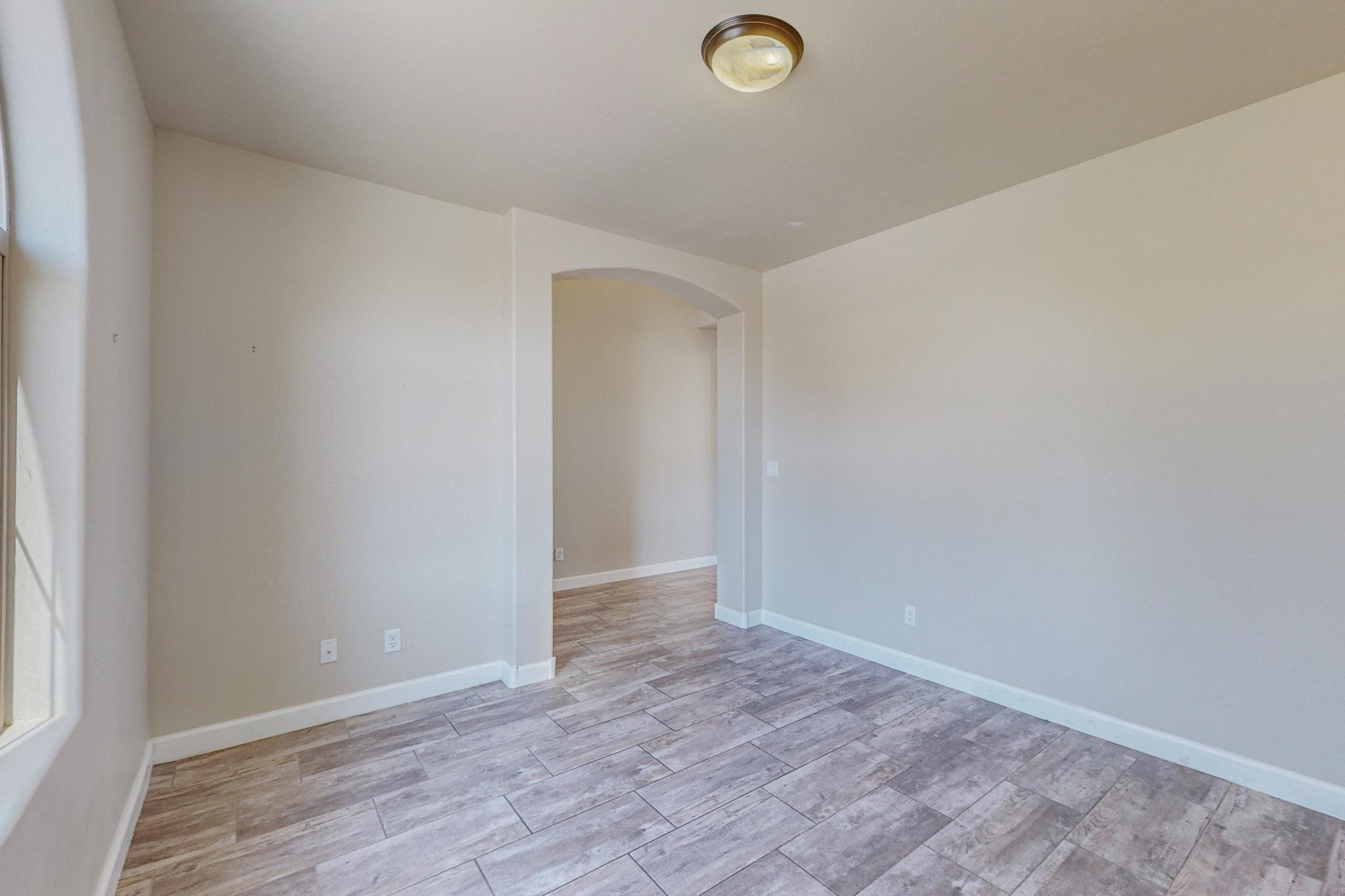 4277 MOUNTAIN TRAIL Loop NE