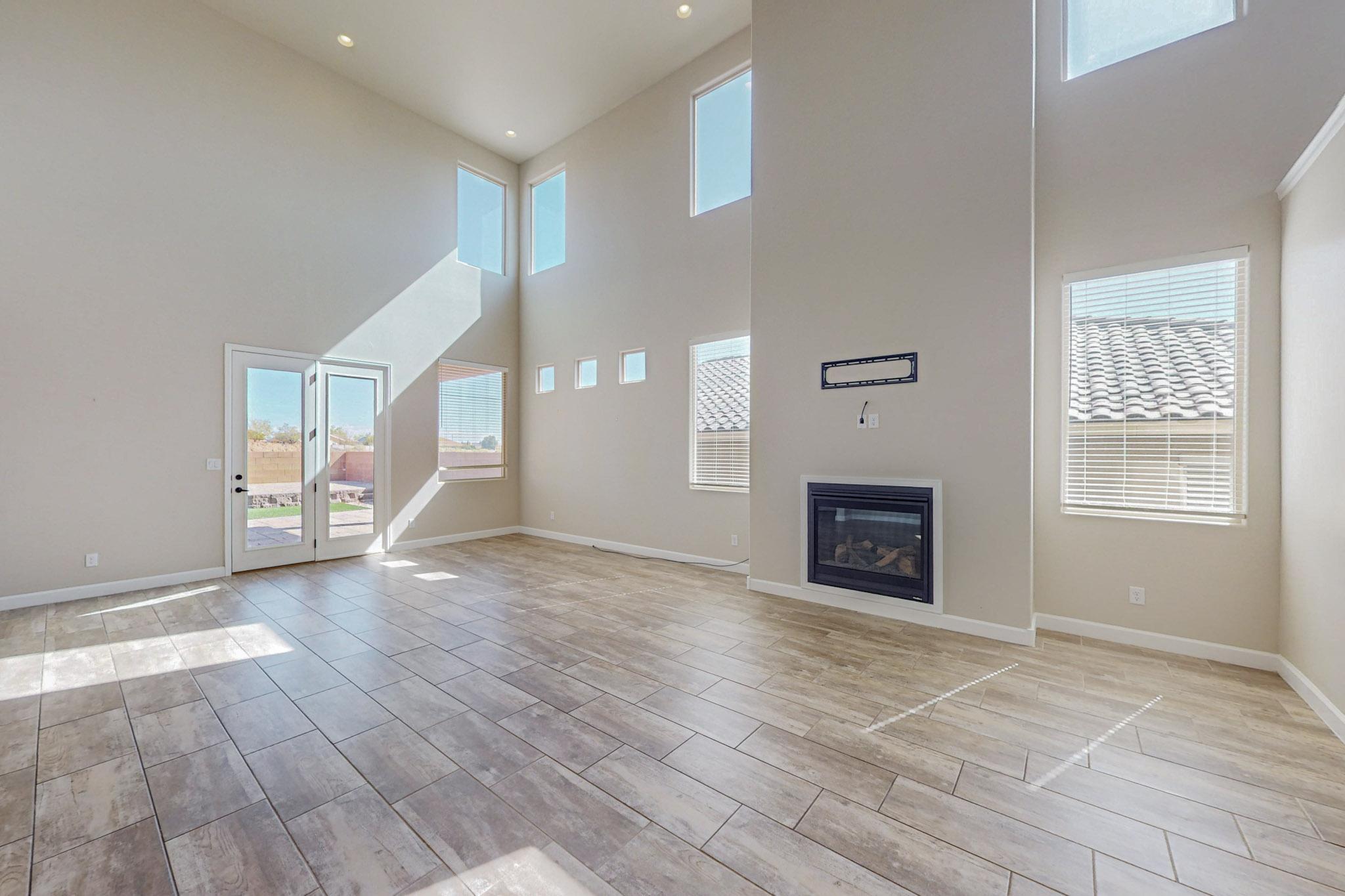 4277 MOUNTAIN TRAIL Loop NE