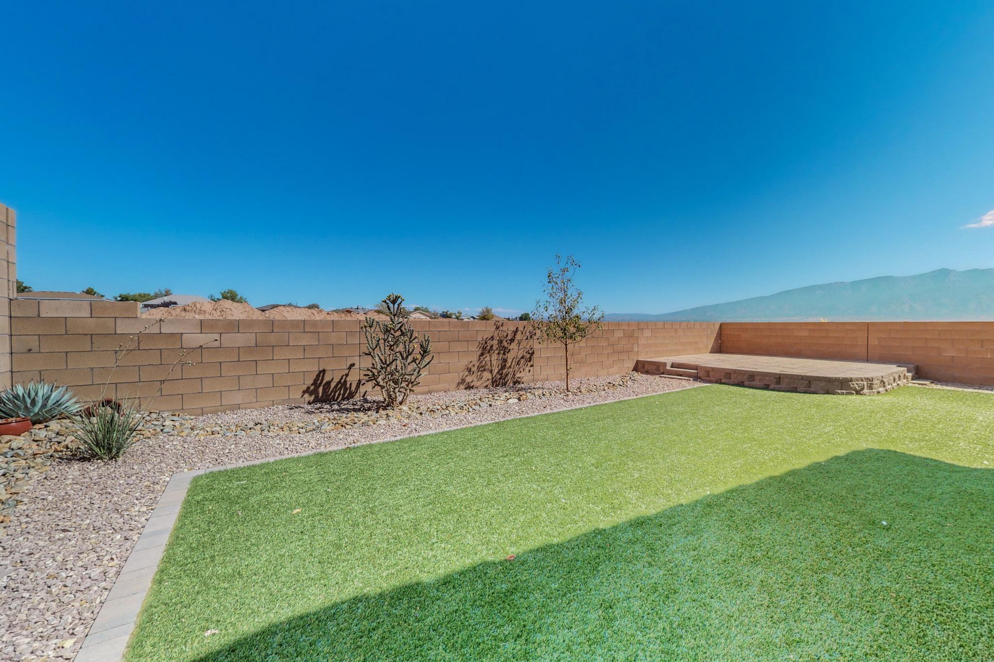 4277 MOUNTAIN TRAIL Loop NE