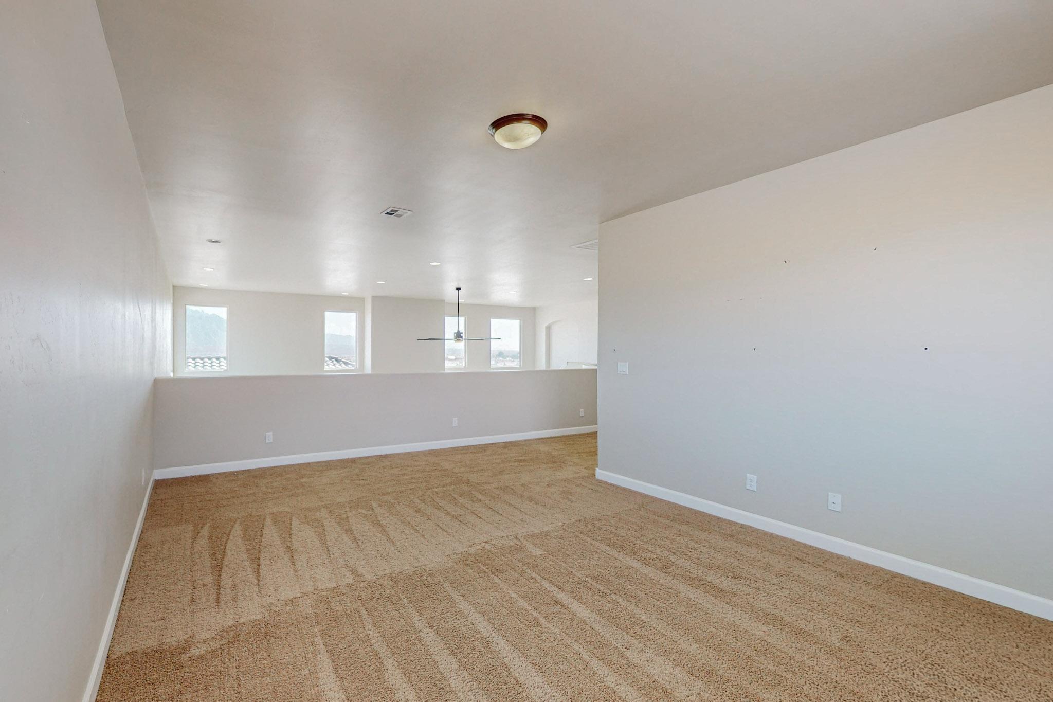 4277 MOUNTAIN TRAIL Loop NE