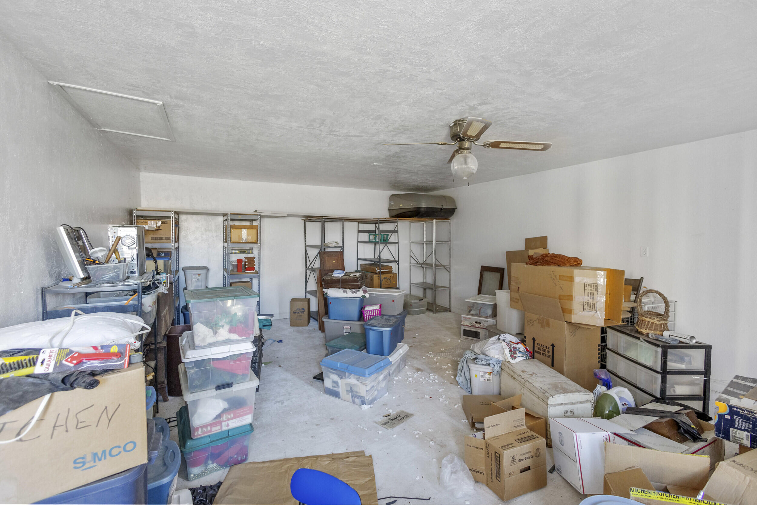 313 S SIXTH Street