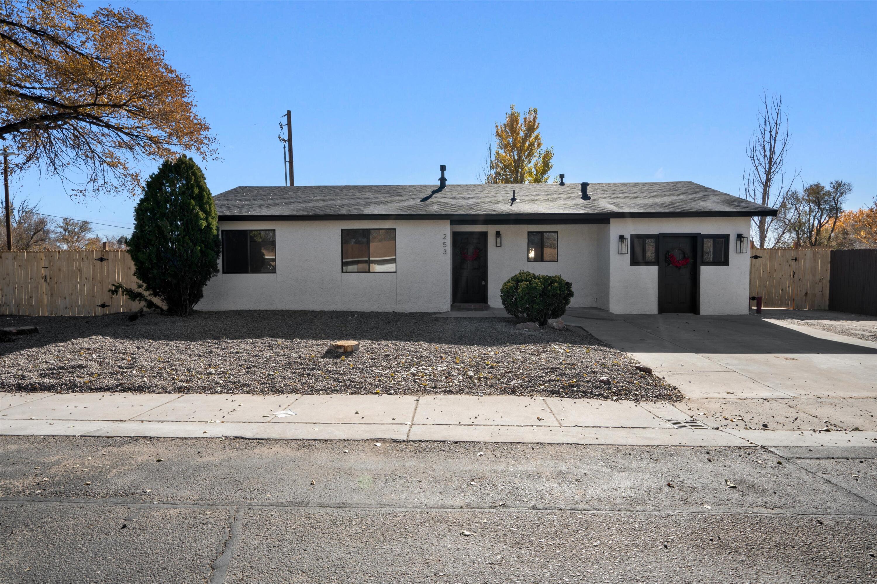 253 LISANNE Court