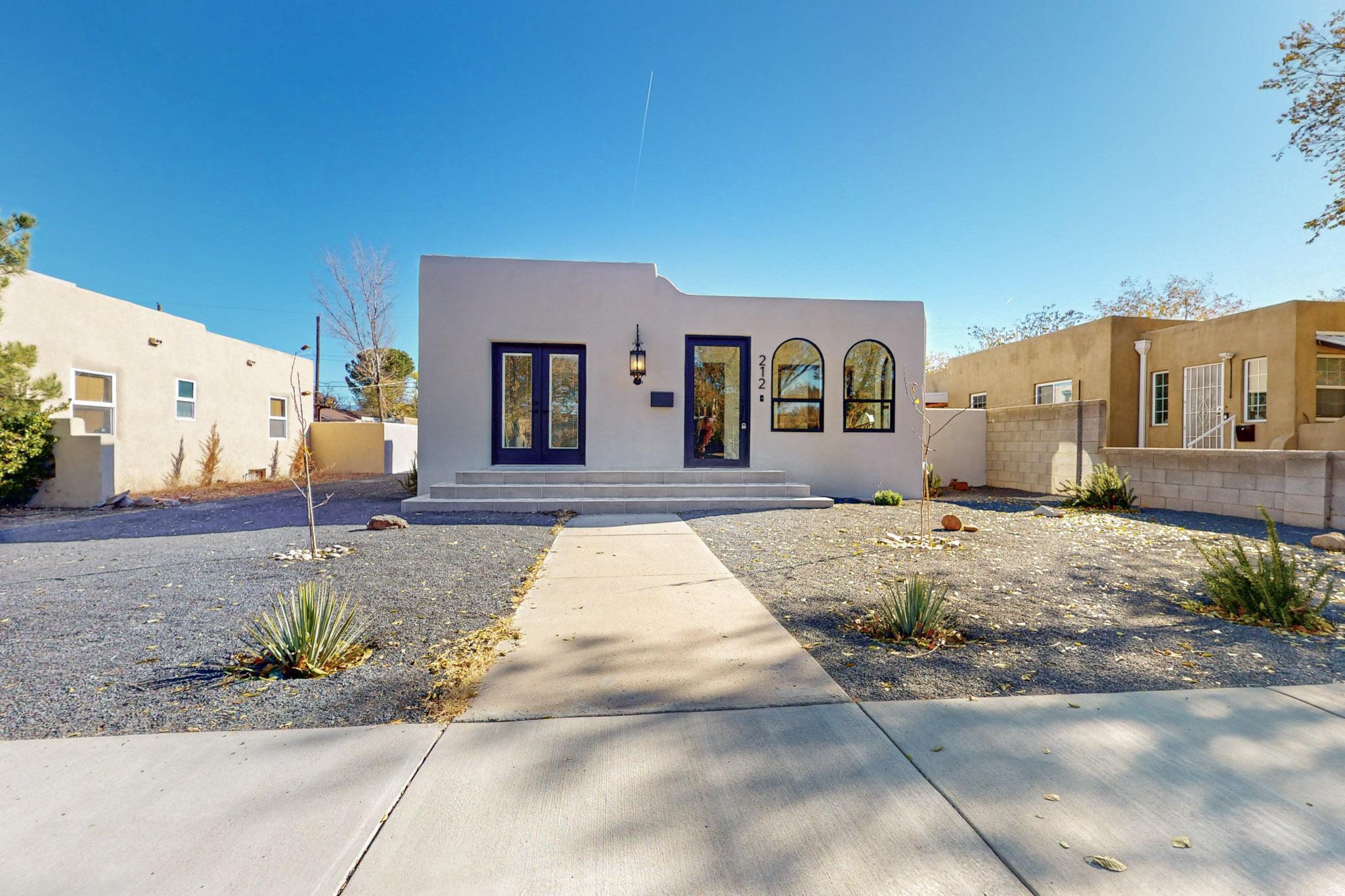 212 RICHMOND Drive SE