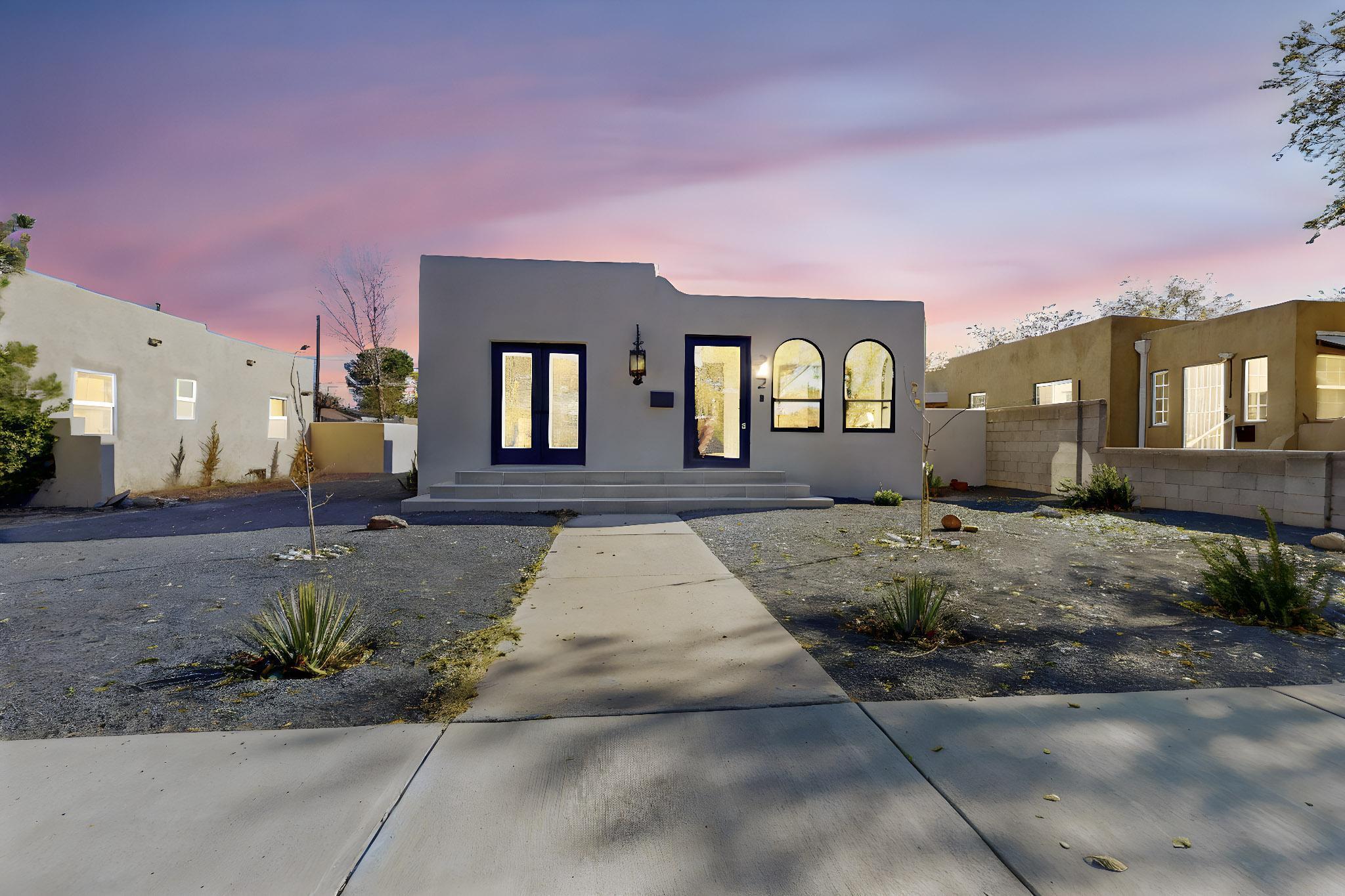 212 RICHMOND Drive SE