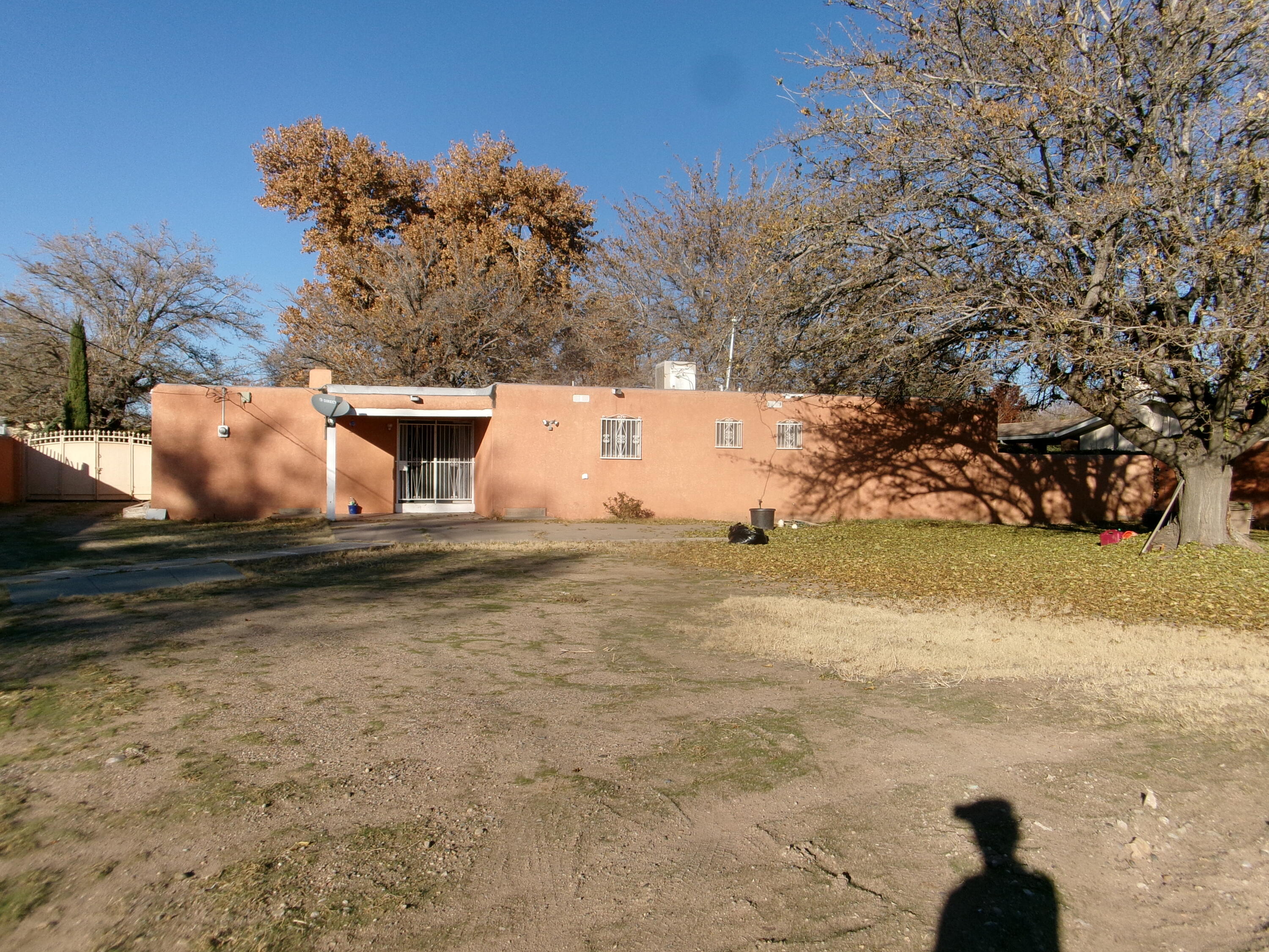 2322 VALLE DEL SOL Court SW