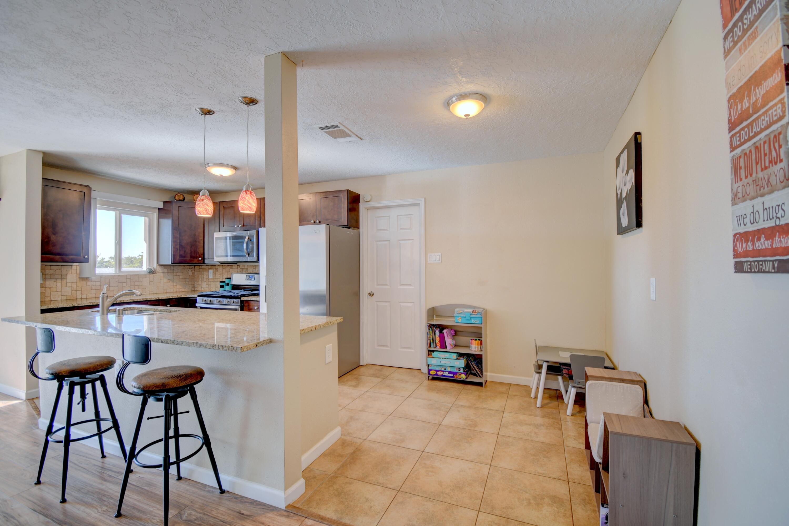 709 NAKOMIS Drive NE