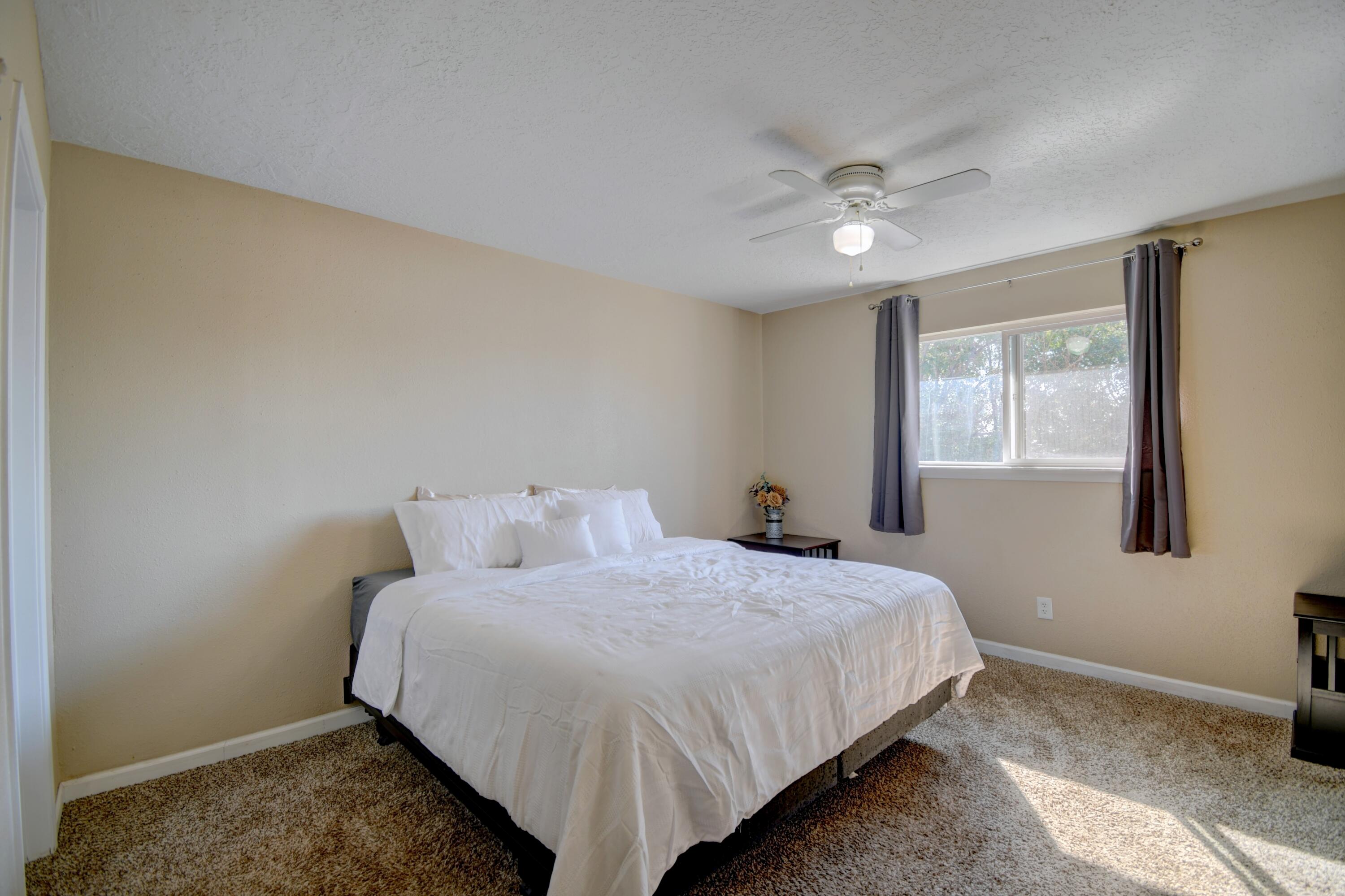 709 NAKOMIS Drive NE