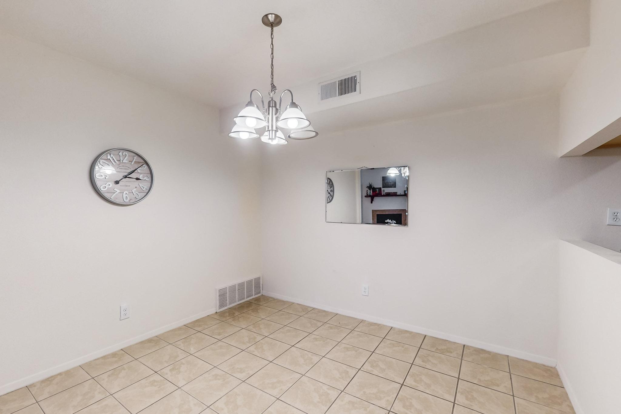 3861 MONTGOMERY Boulevard NE 1401