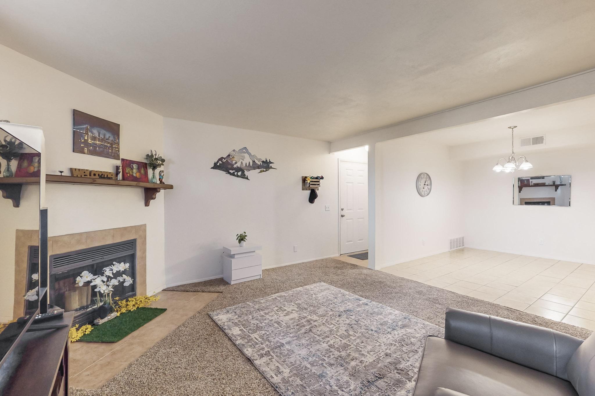 3861 MONTGOMERY Boulevard NE 1401