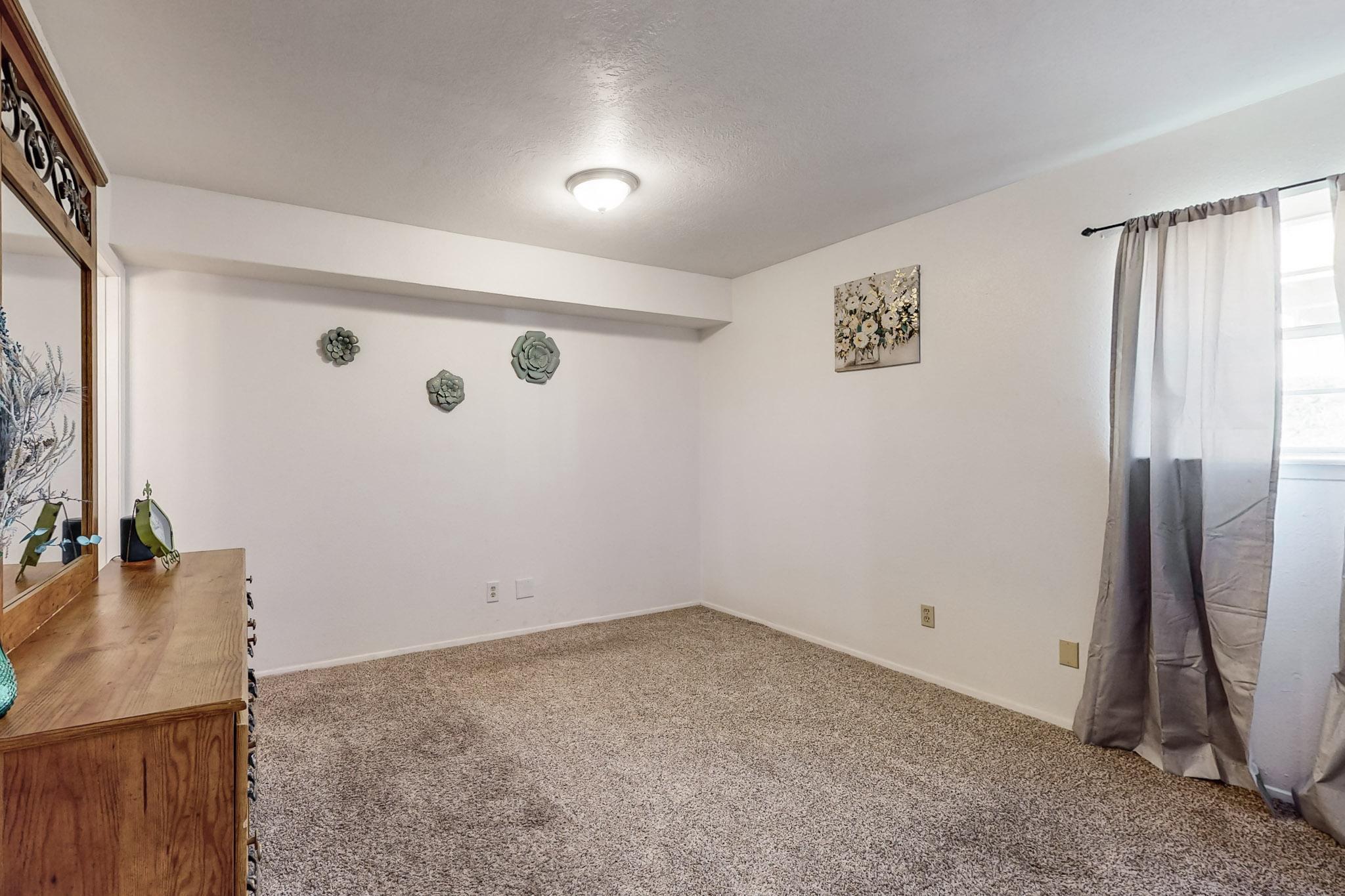 3861 MONTGOMERY Boulevard NE 1401