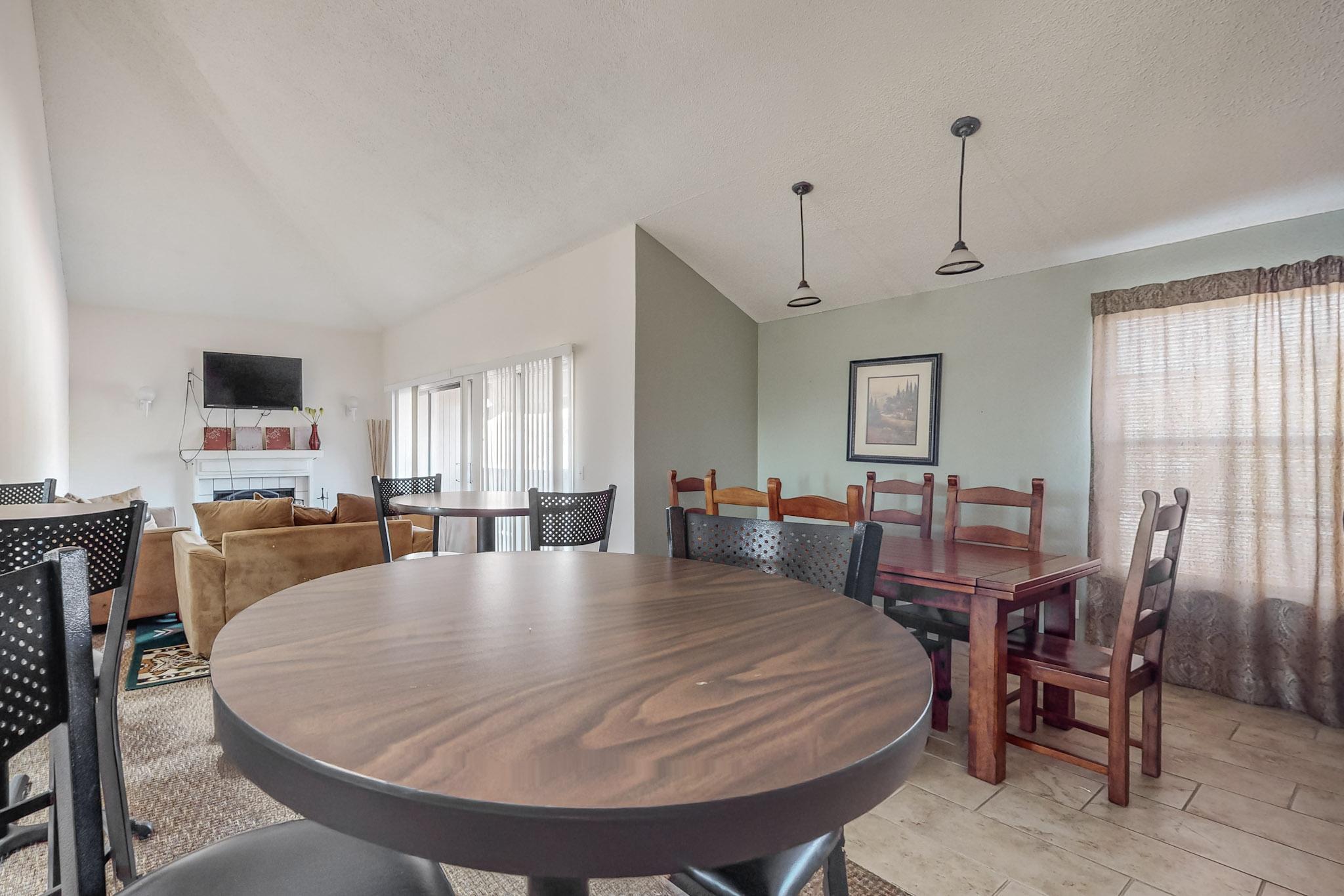 3861 MONTGOMERY Boulevard NE 1401