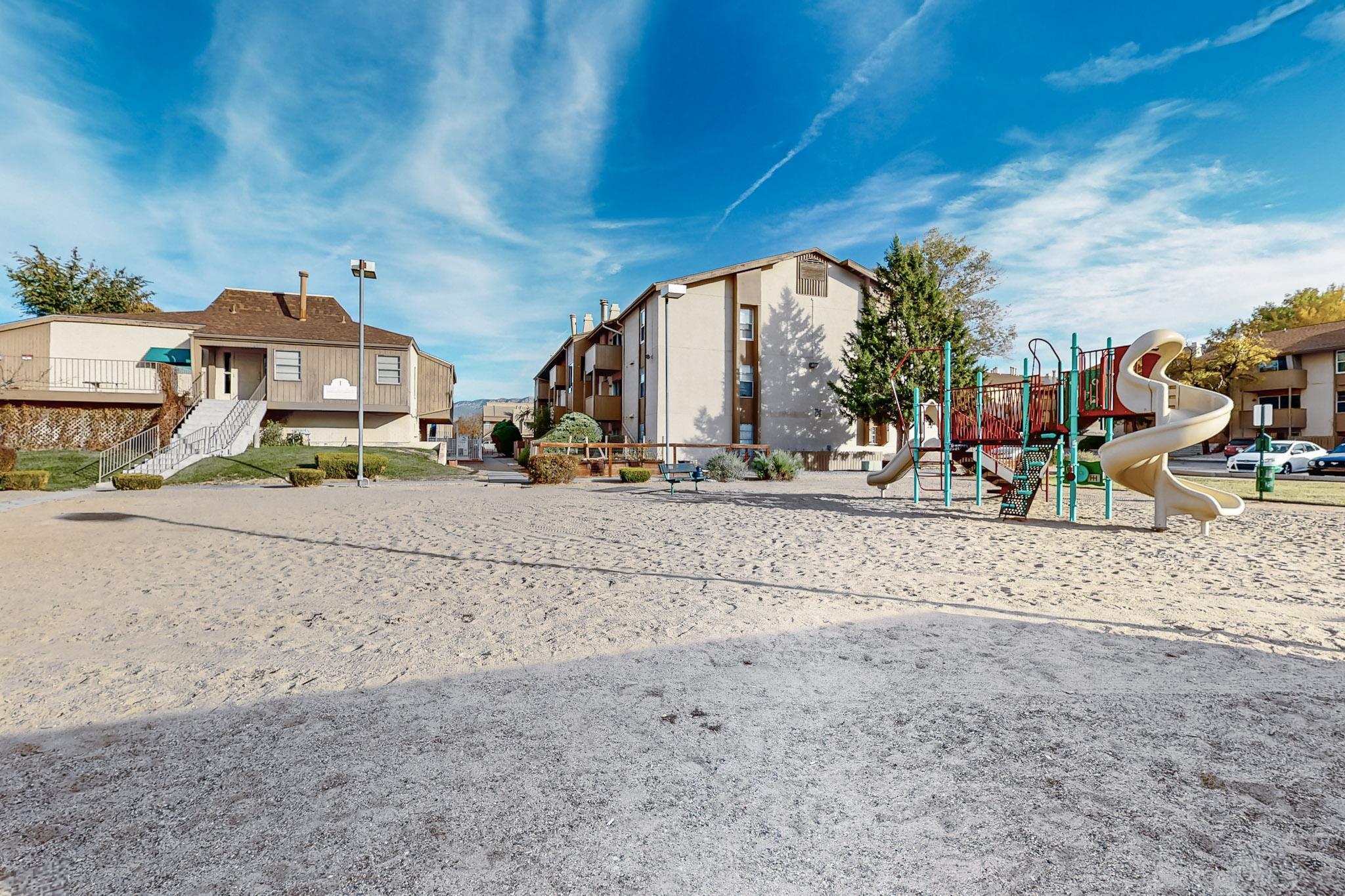 3861 MONTGOMERY Boulevard NE 1401