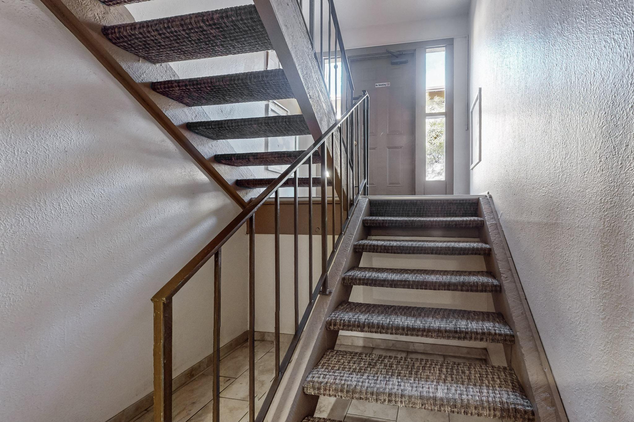 3861 MONTGOMERY Boulevard NE 1401