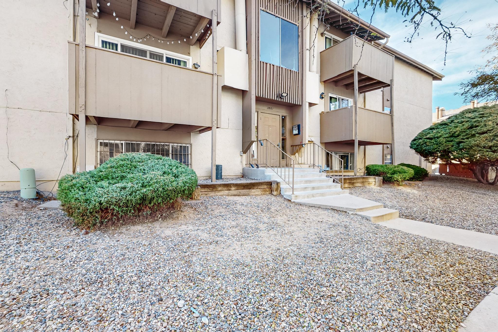 3861 MONTGOMERY Boulevard NE 1401