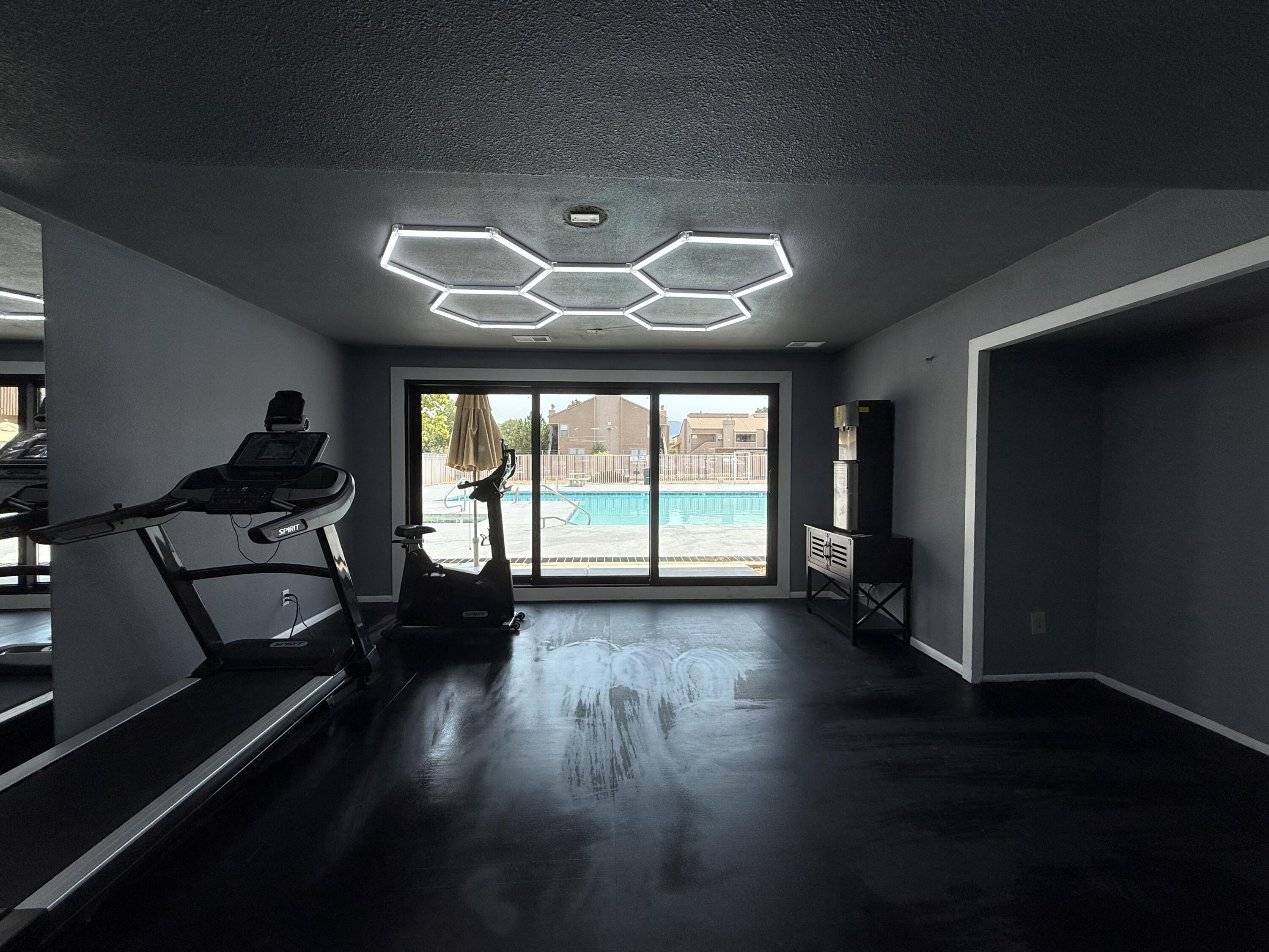 3861 MONTGOMERY Boulevard NE 1401