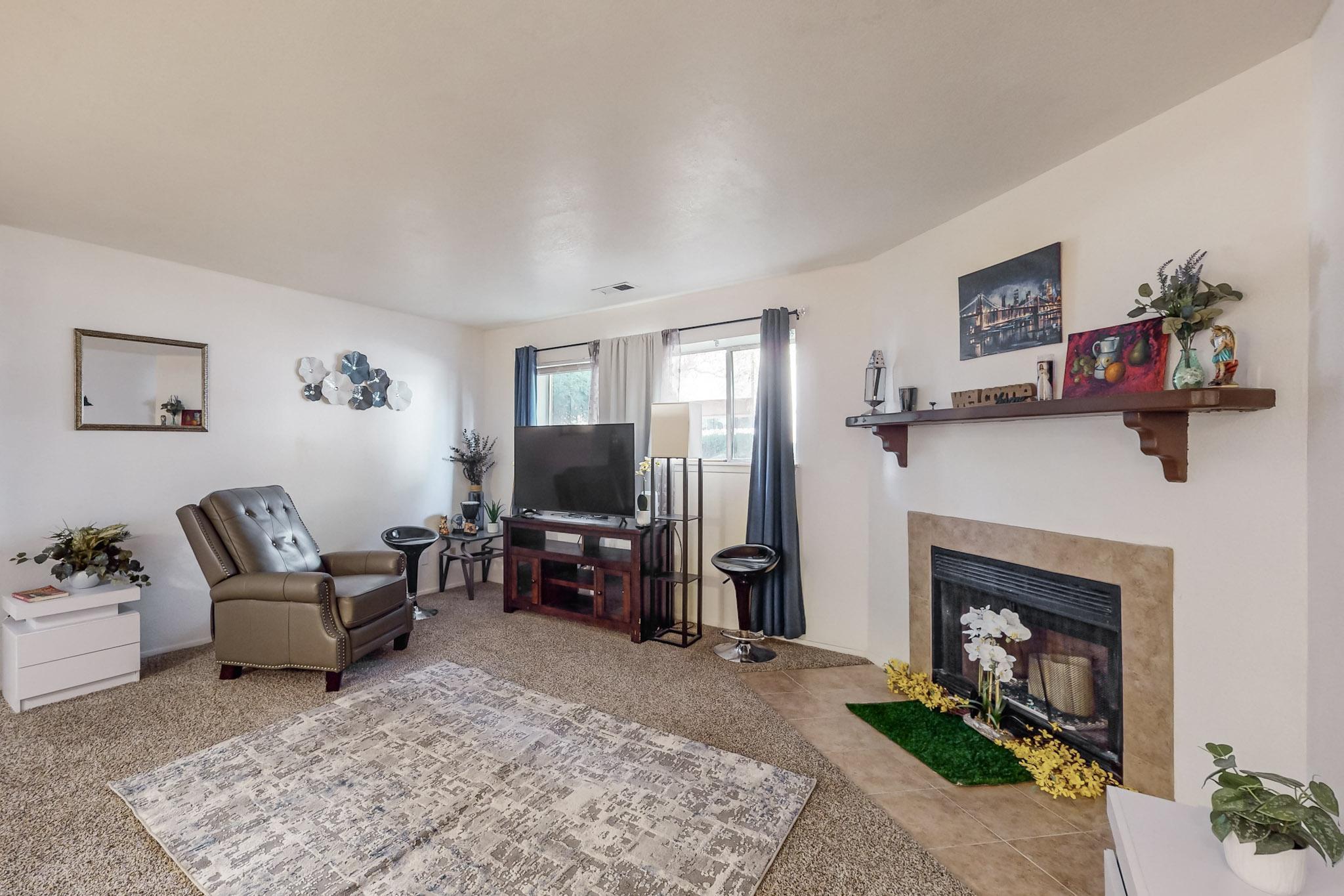 3861 MONTGOMERY Boulevard NE 1401