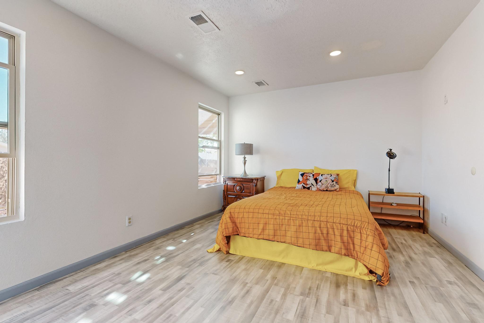 3300 RUNNING BIRD Place NW