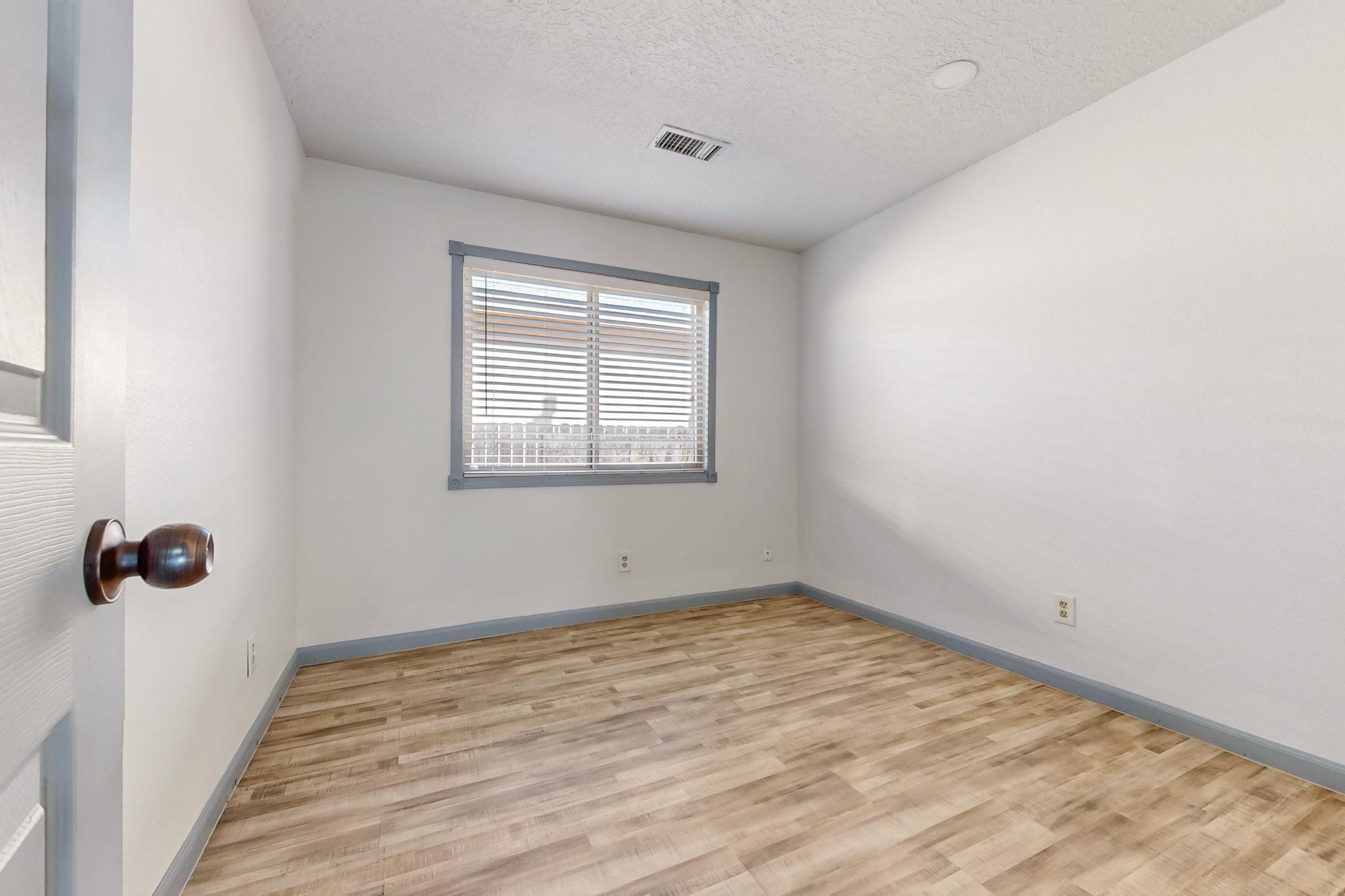 3300 RUNNING BIRD Place NW