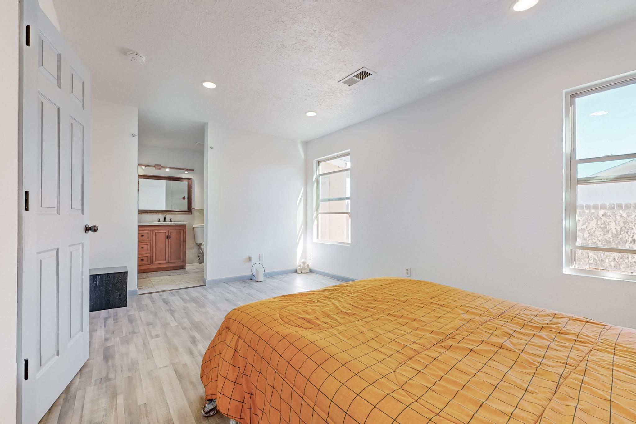 3300 RUNNING BIRD Place NW