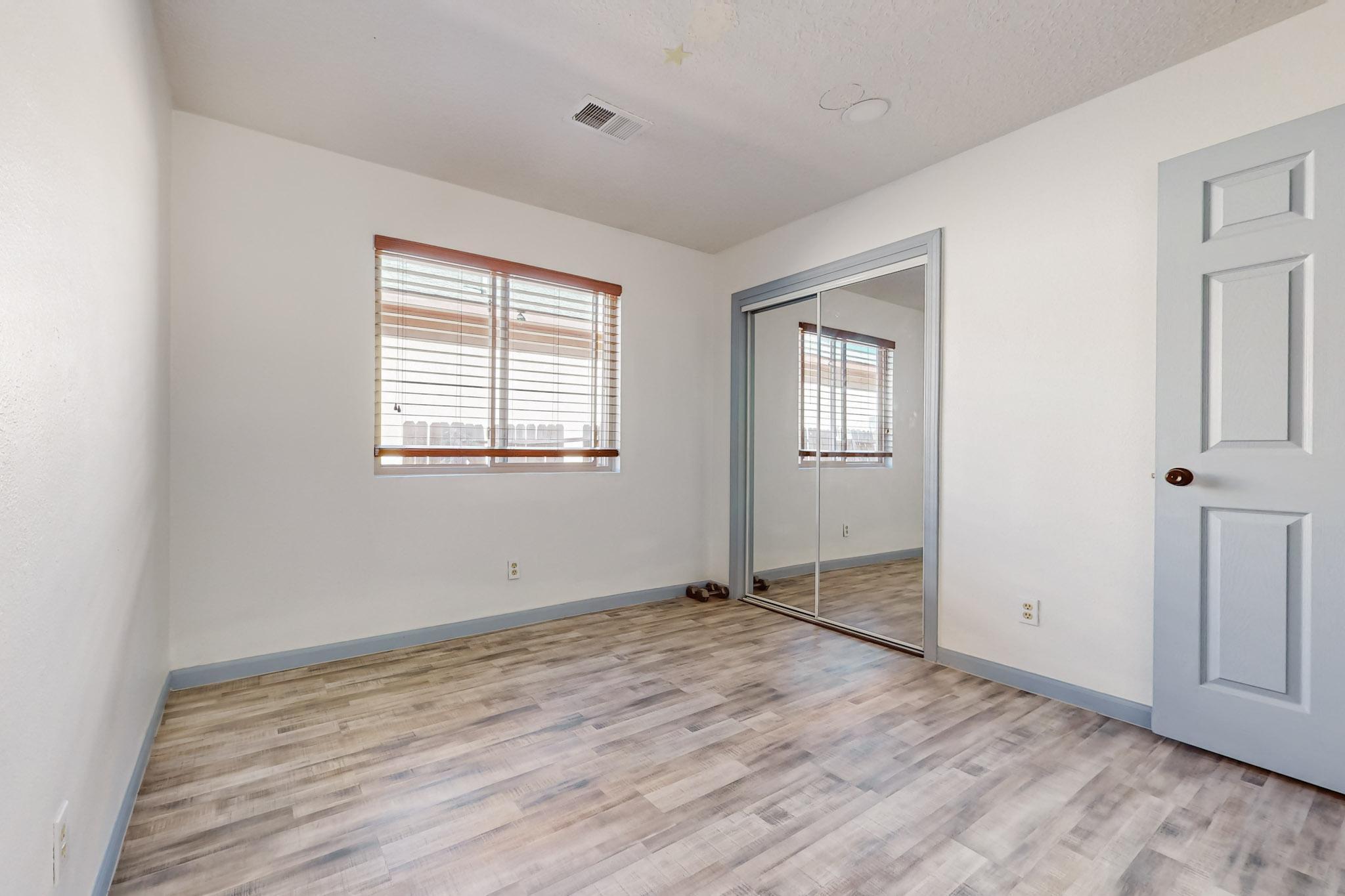 3300 RUNNING BIRD Place NW