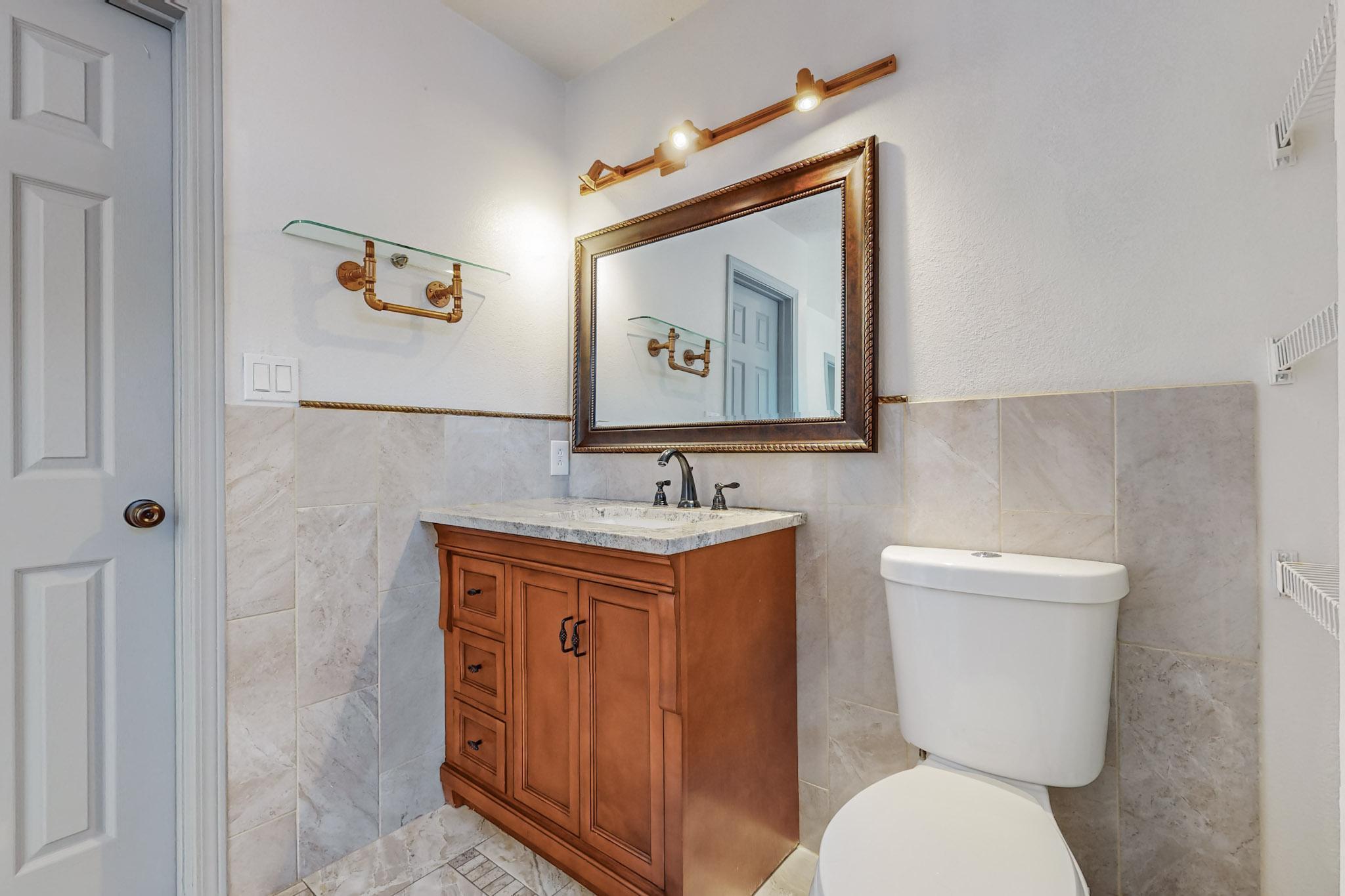 3300 RUNNING BIRD Place NW
