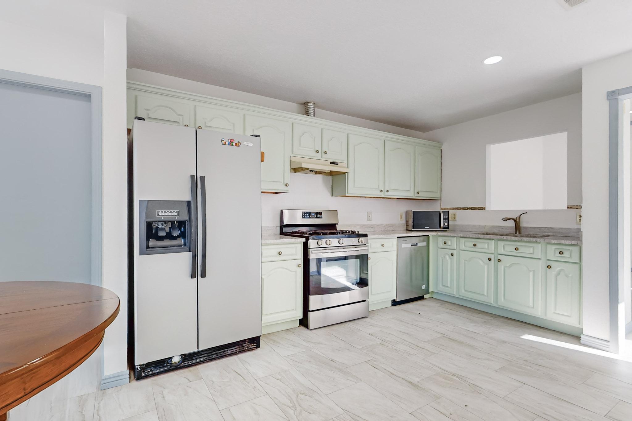 3300 RUNNING BIRD Place NW