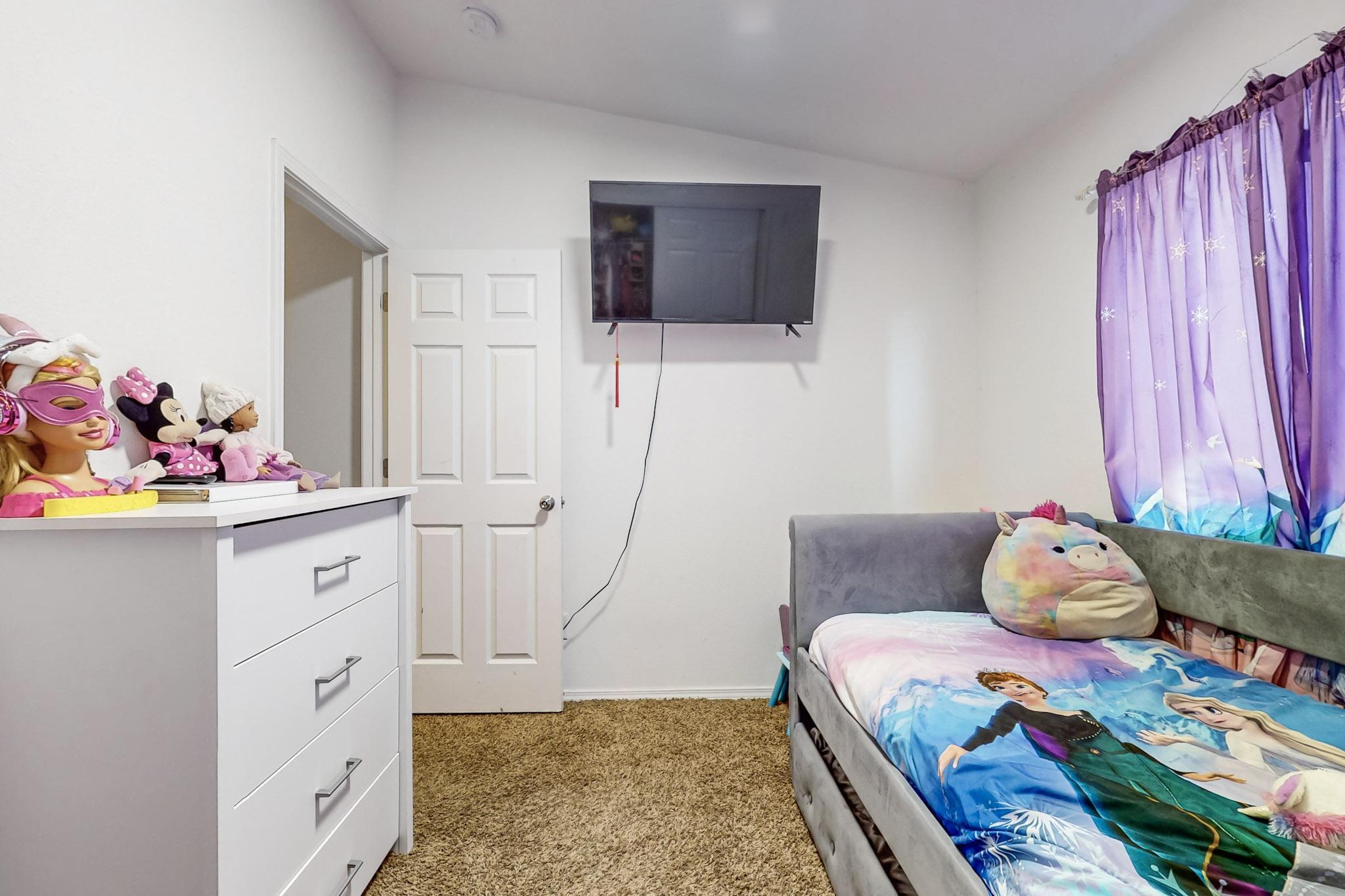 2843 BACO NOIR Drive SW