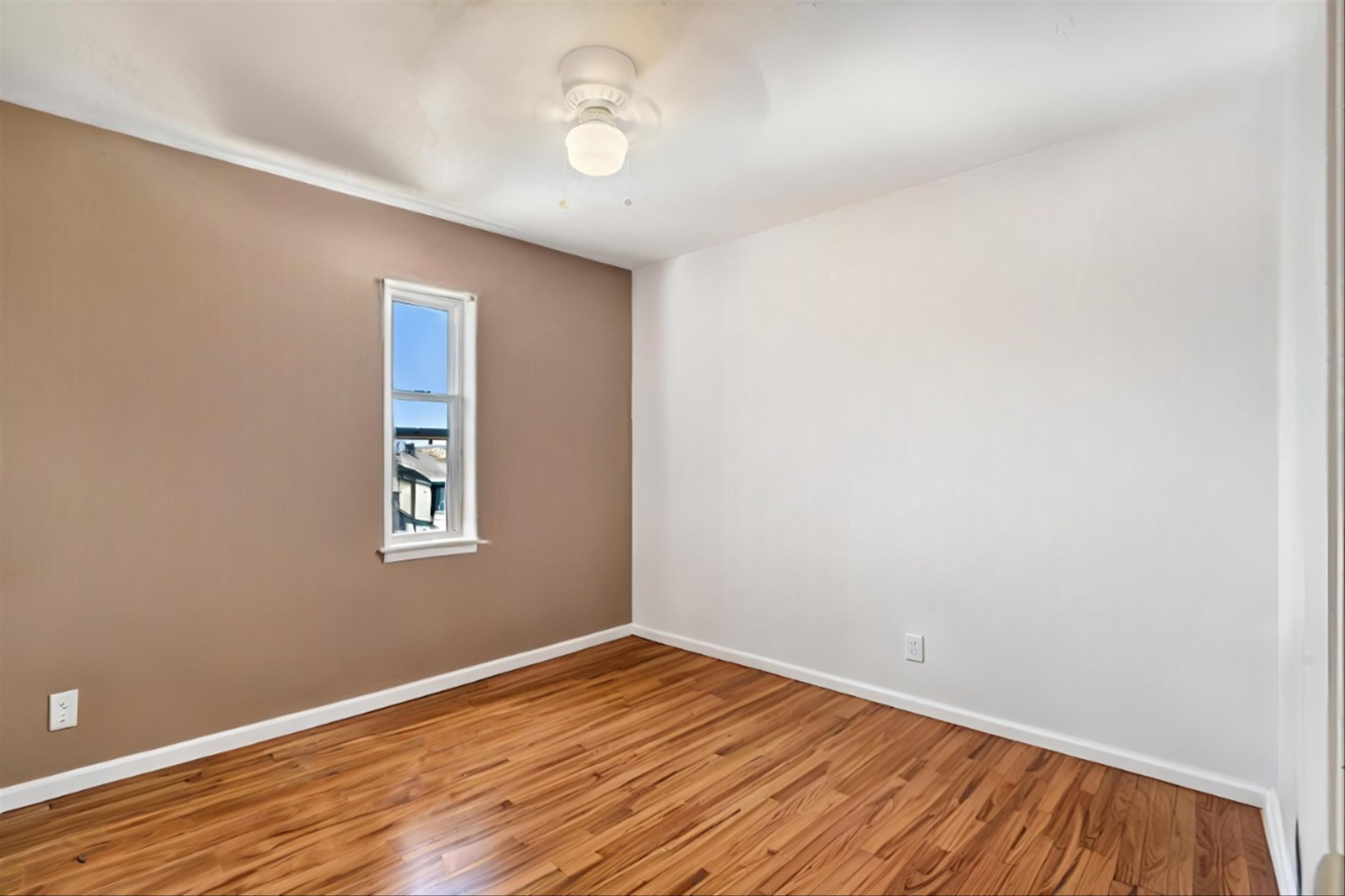 10605 CALLE MERIDA NW