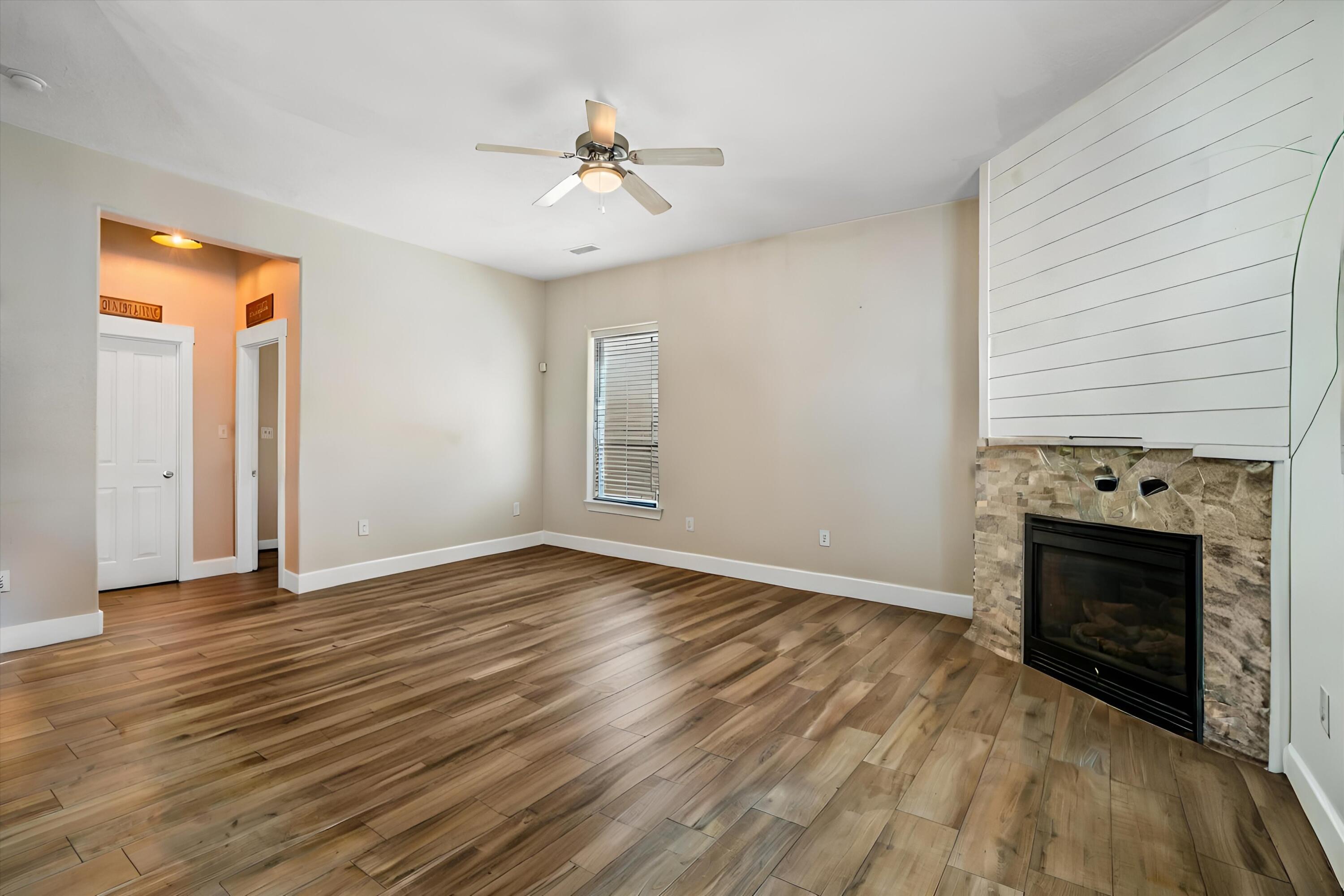 10605 CALLE MERIDA NW