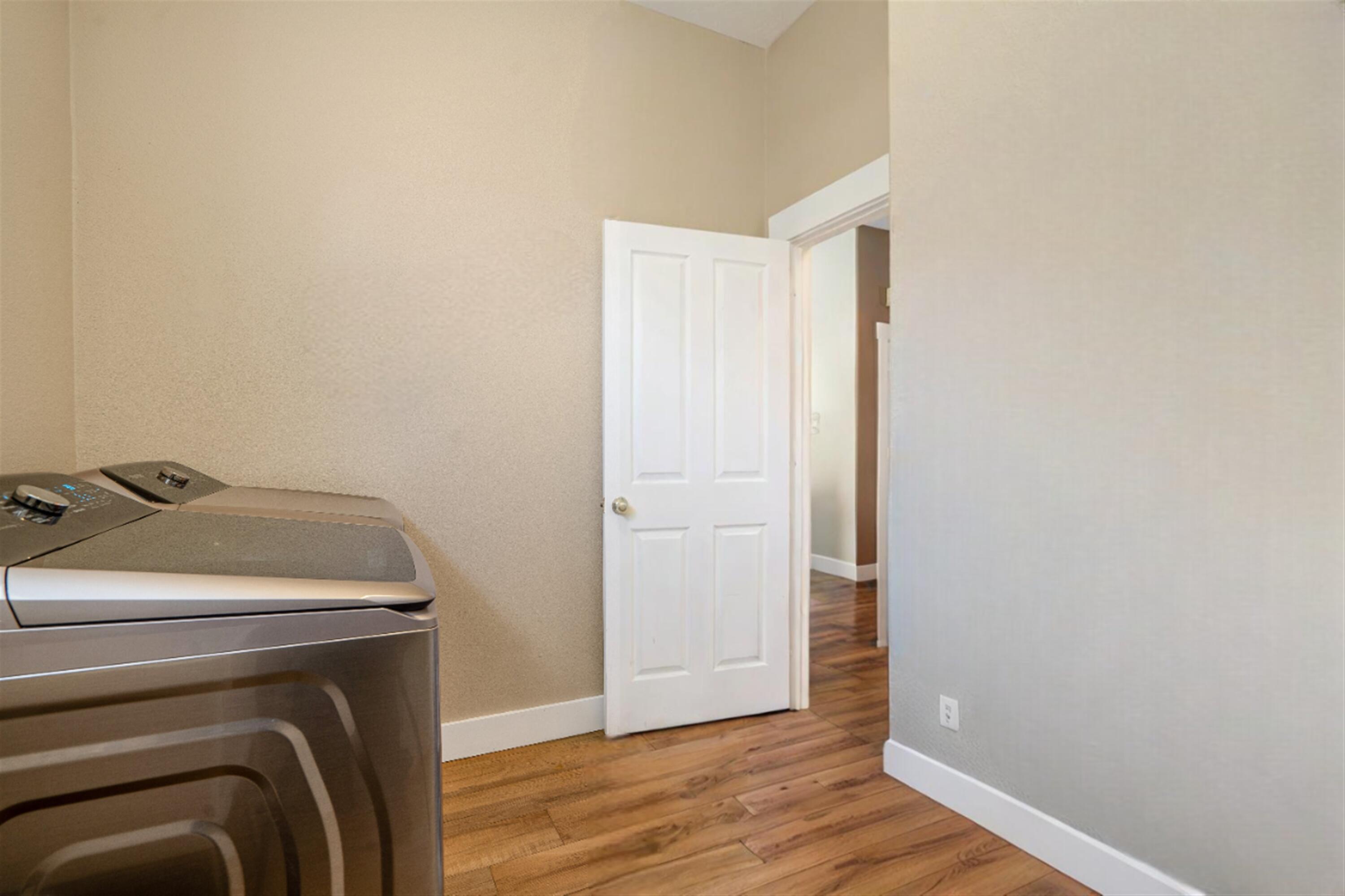 10605 CALLE MERIDA NW