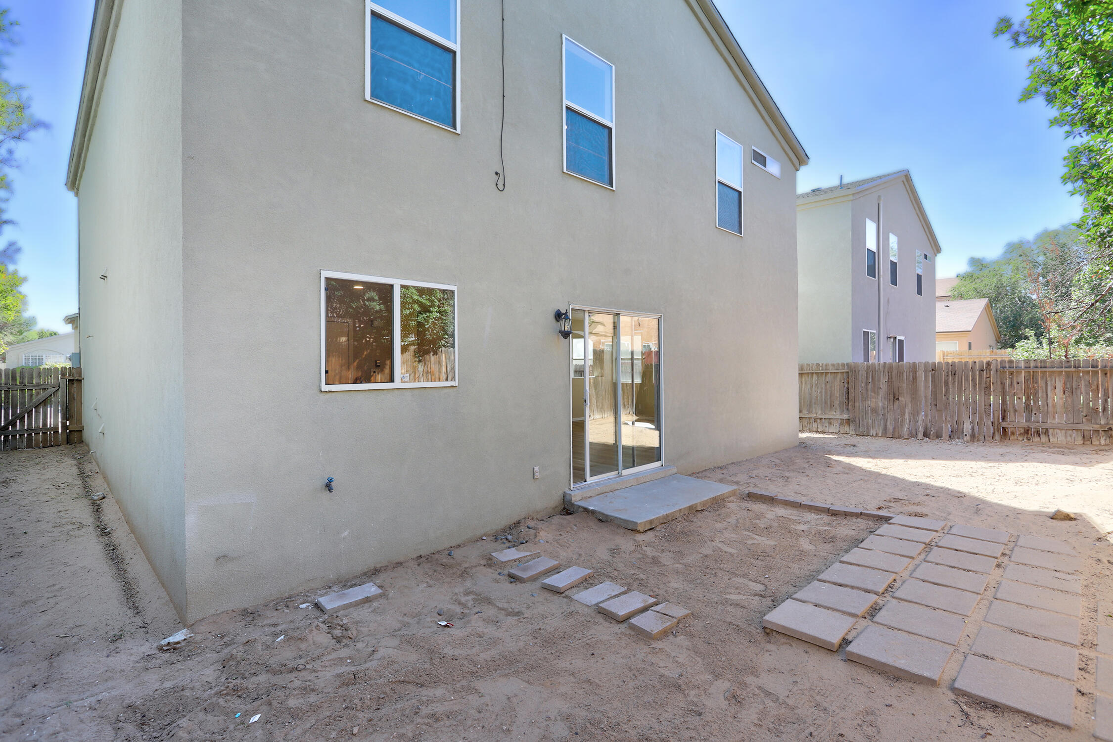 2215 SEA FOAM Street NW
