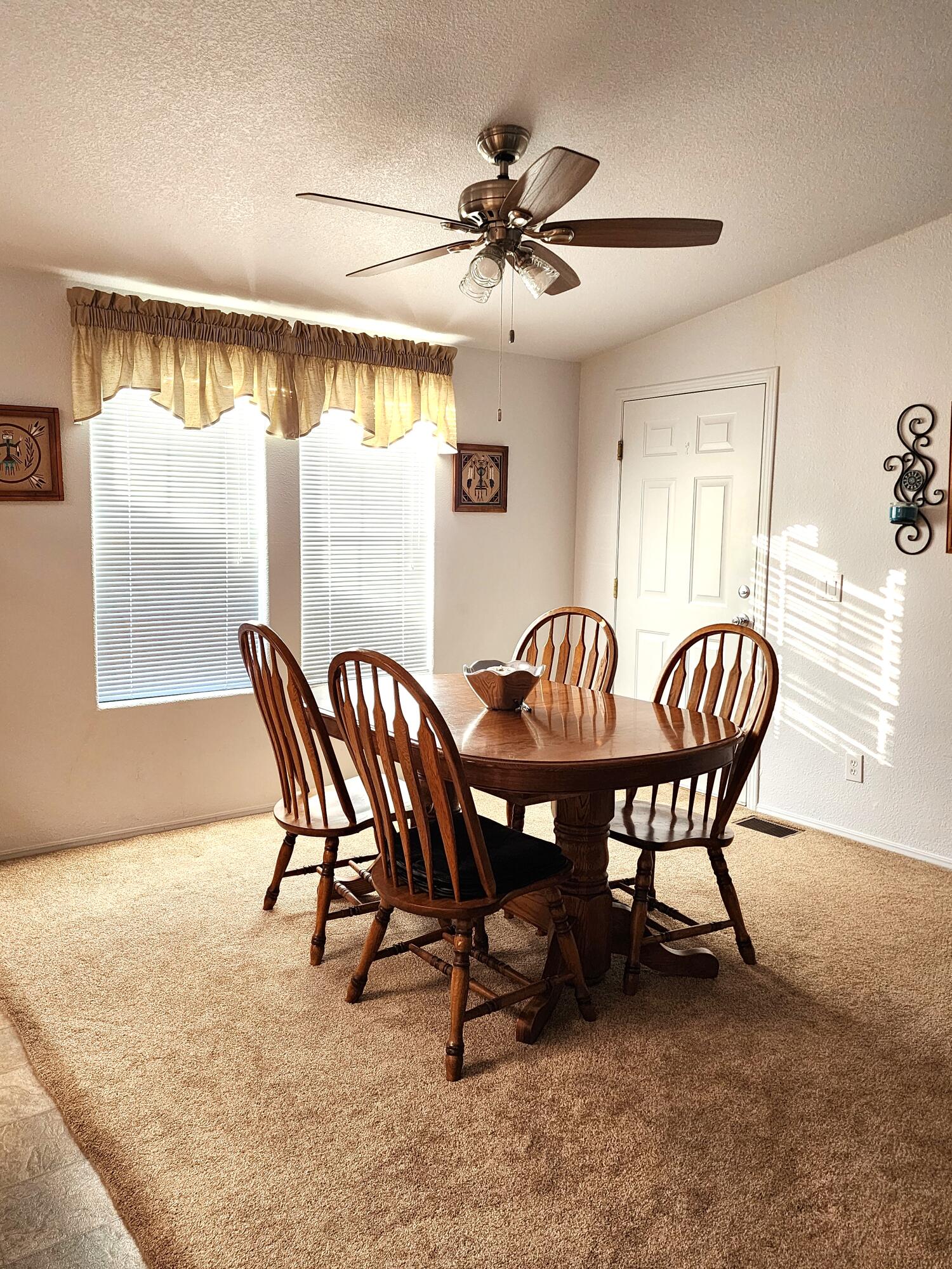 105 SUNRISE BLUFFS Drive