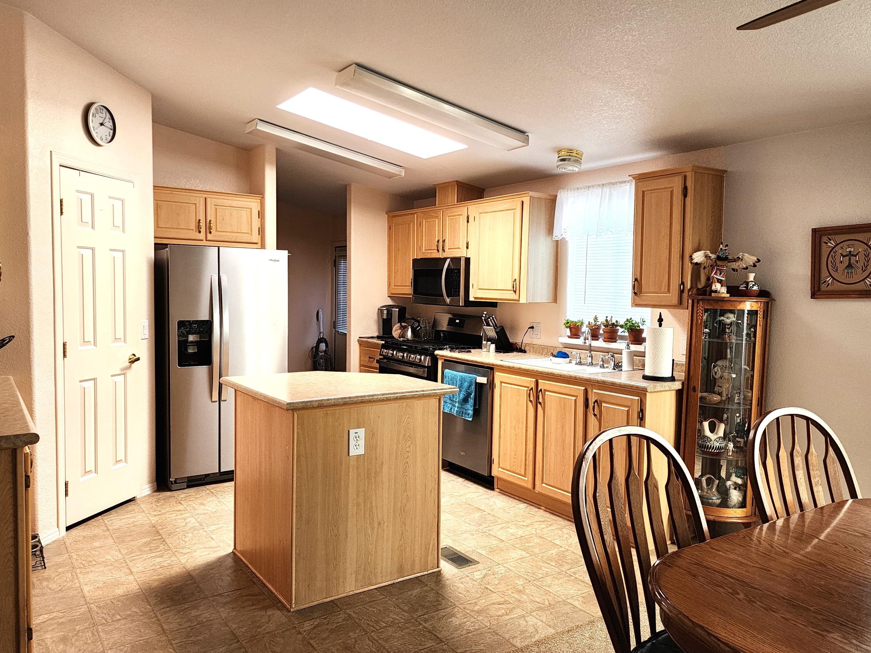 105 SUNRISE BLUFFS Drive