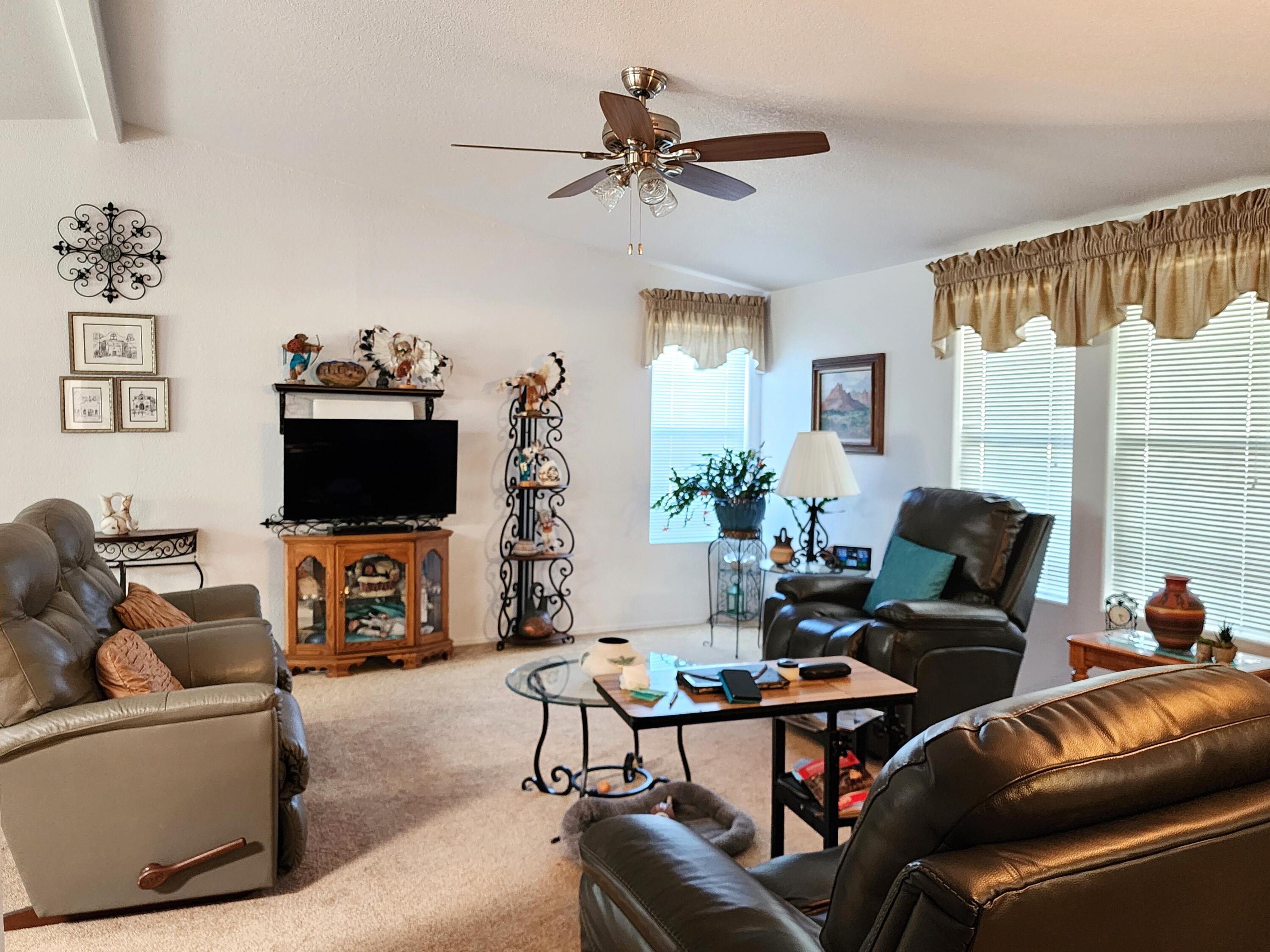 105 SUNRISE BLUFFS Drive